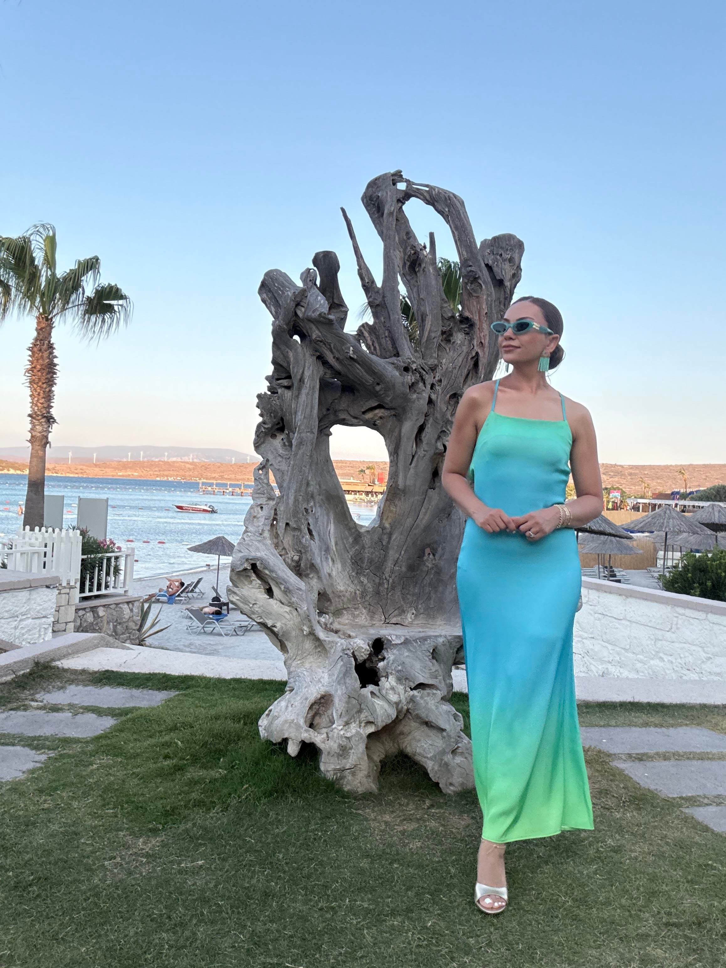 10313 Su Yeşili Saten Elbise