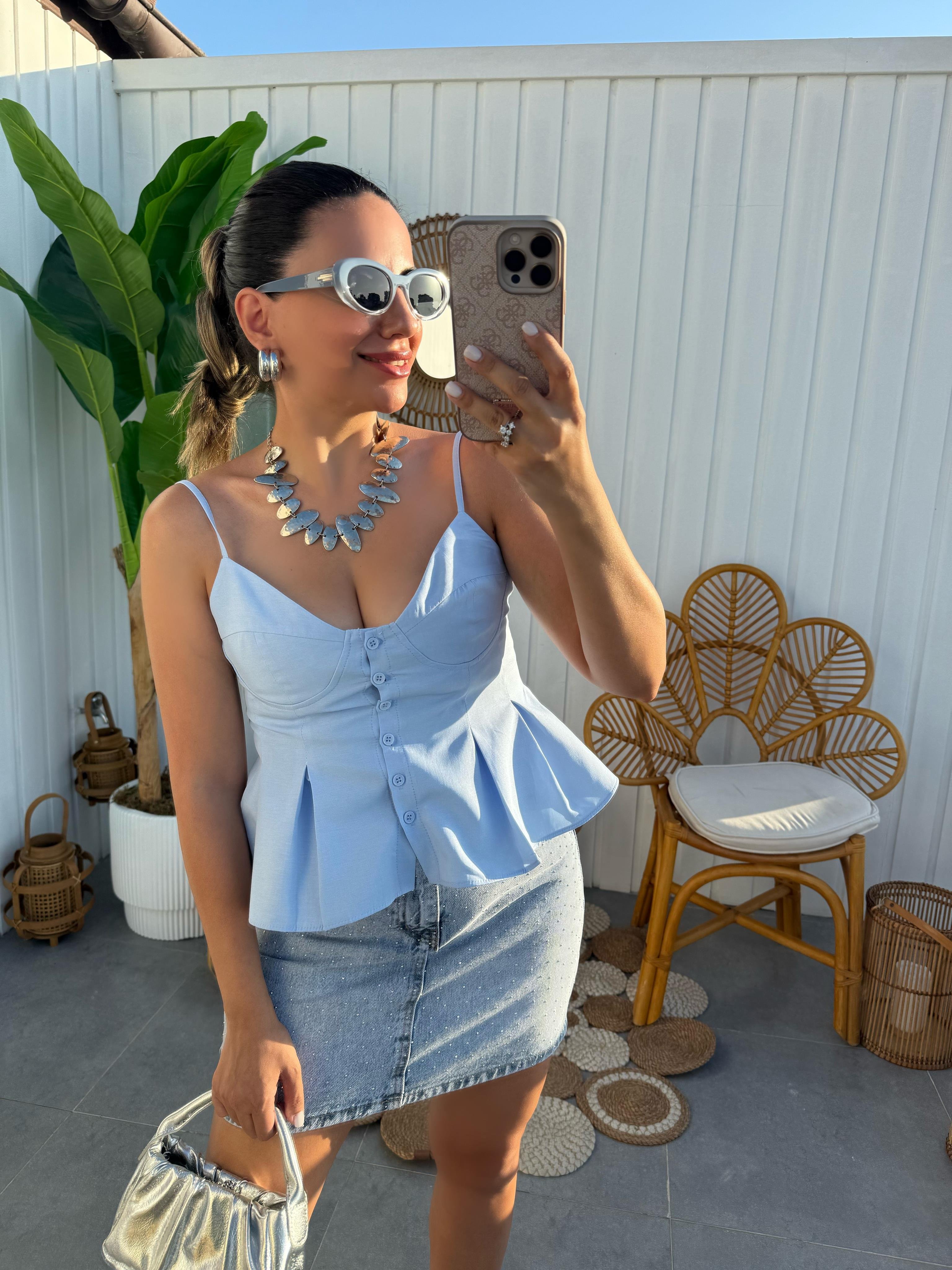 10359 Önü Düğmeli Askılı Bluz