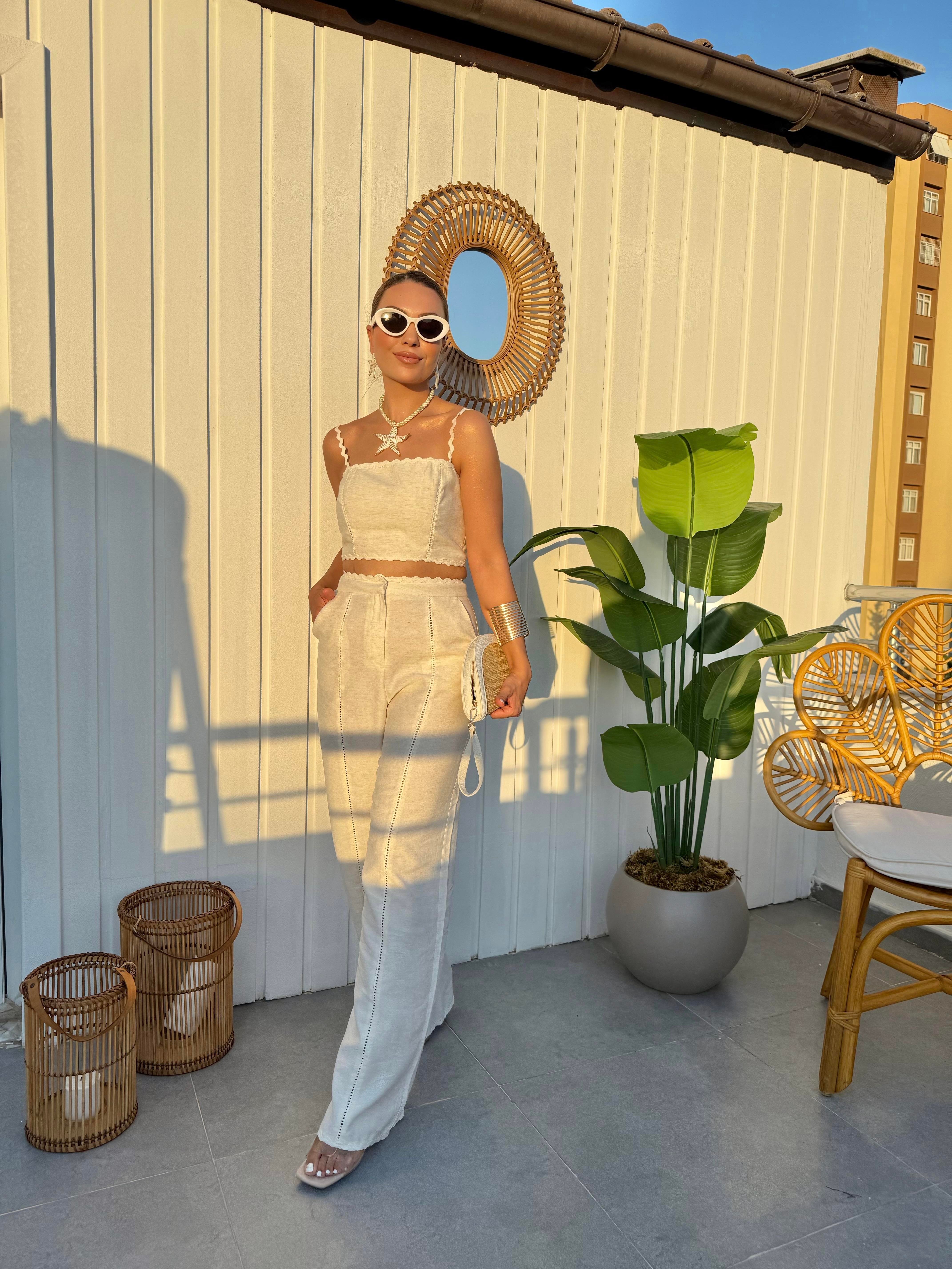 10384 Krem Şeritli Bluz Pantolon Takım