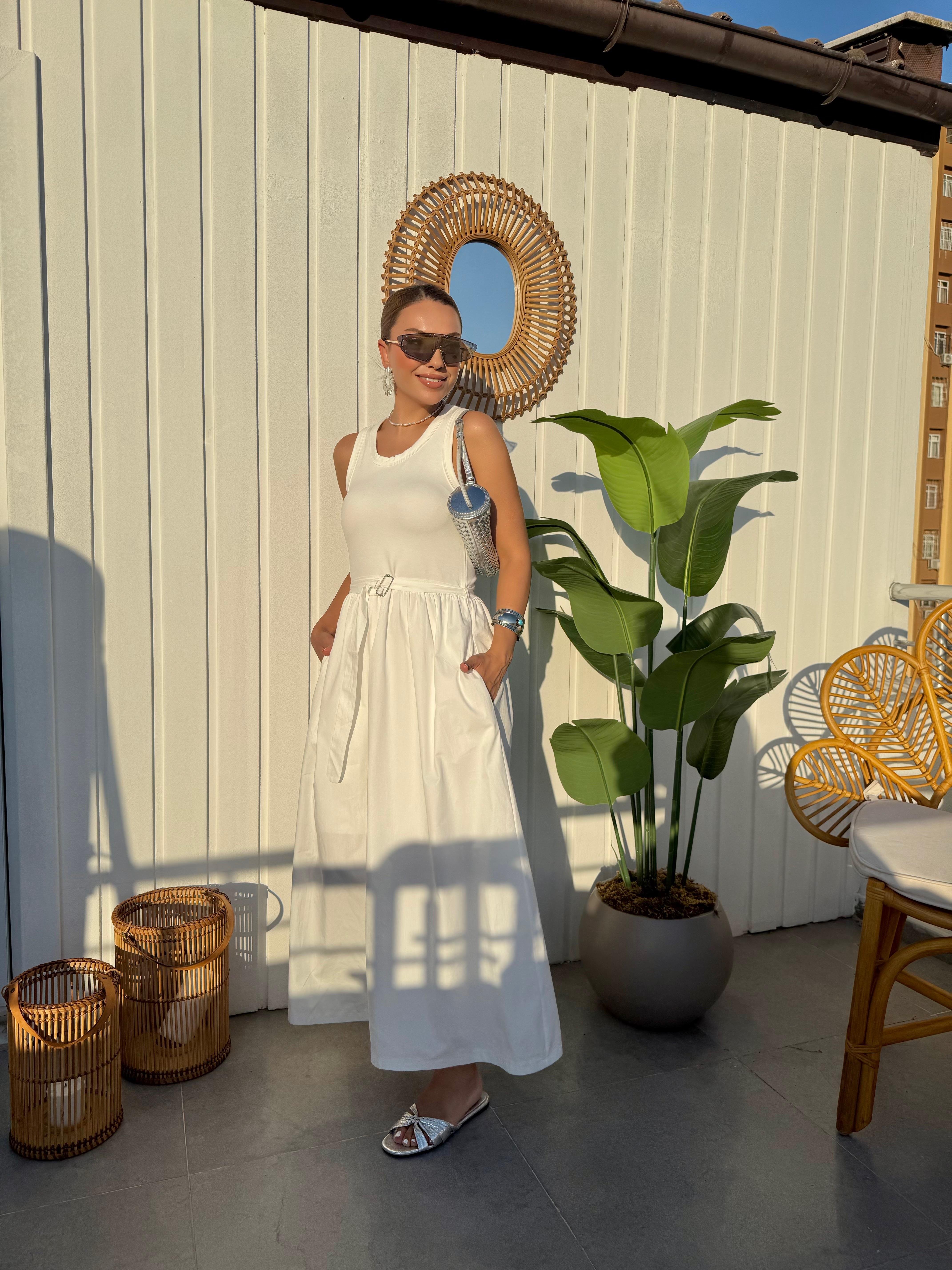 10405 Beyaz Poplin Garnili Midi Elbise