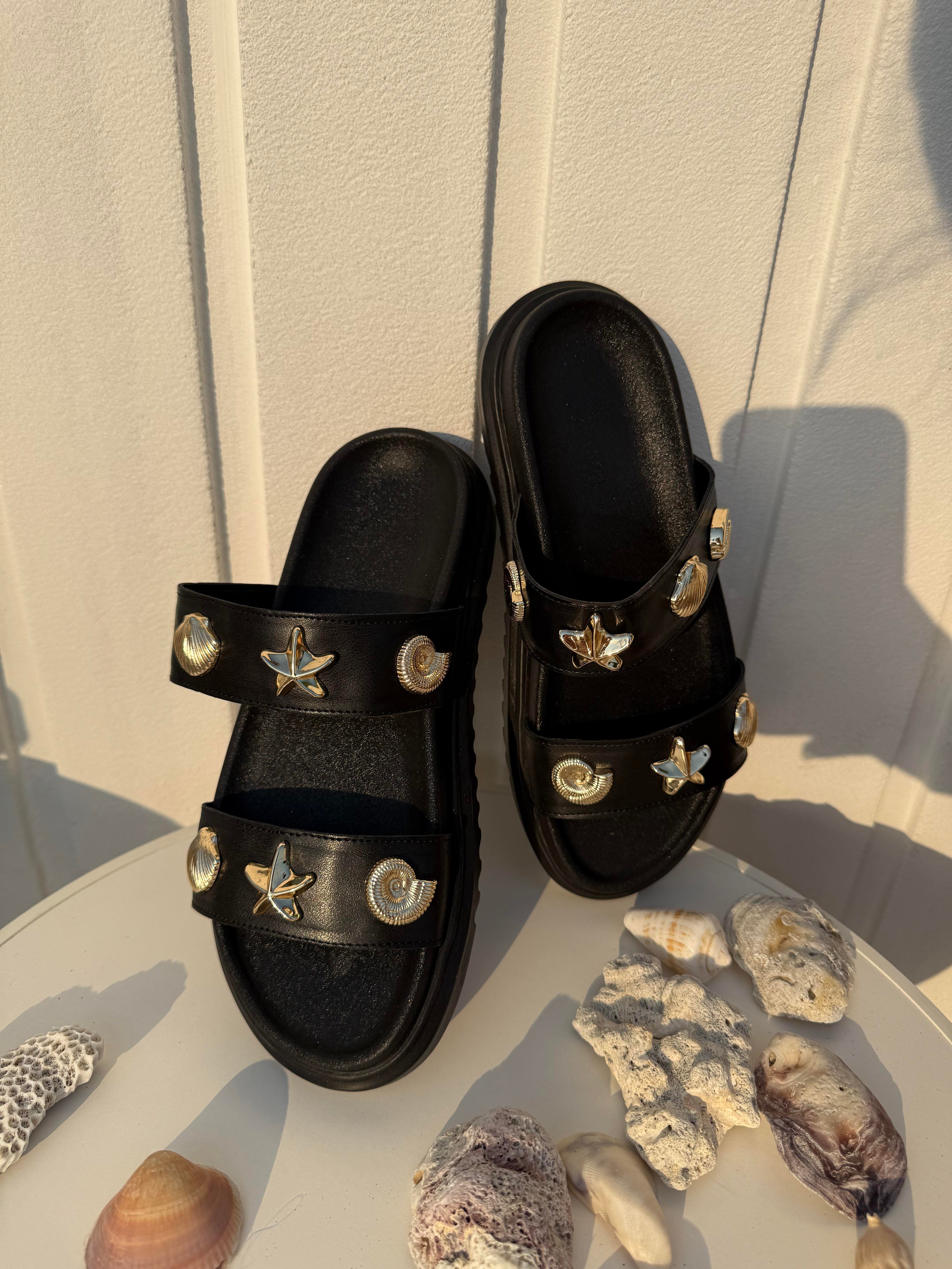 10441 Gold Deniz Kabuklu Terlik