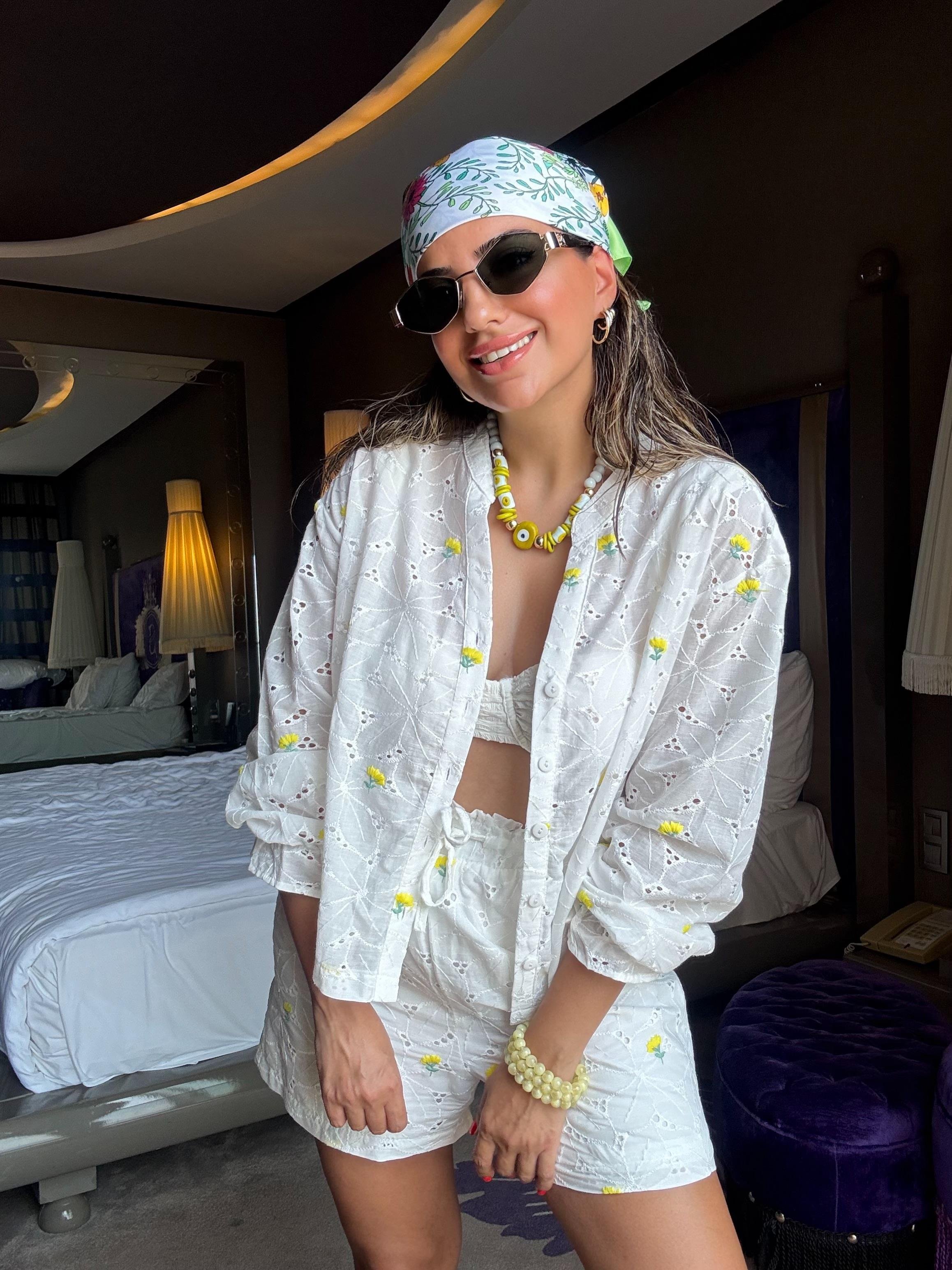 10449 Sarı Çiçek İşlemeli Şort Gömlek Takım