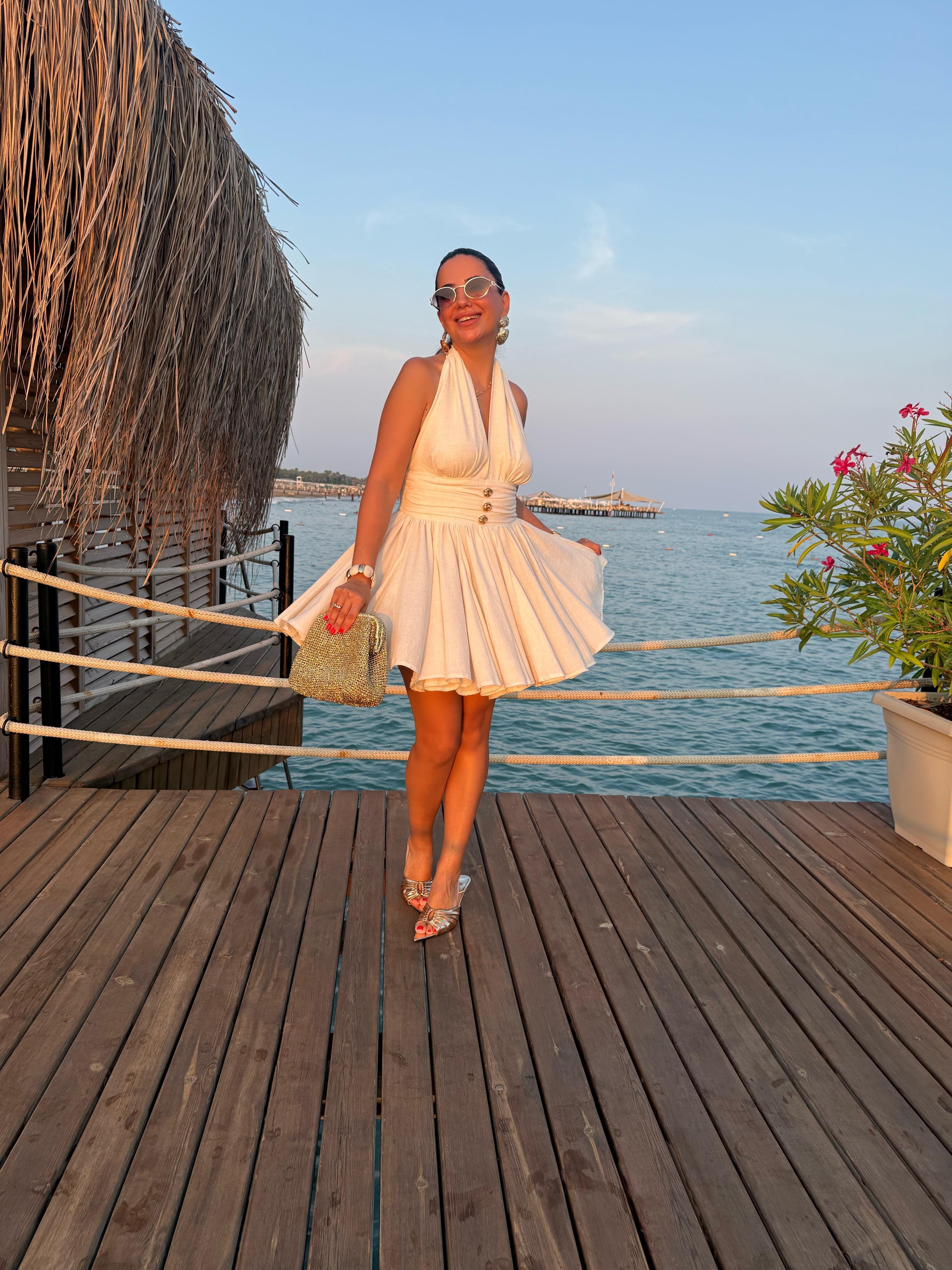 10457 Gold Düğmeli Elbise