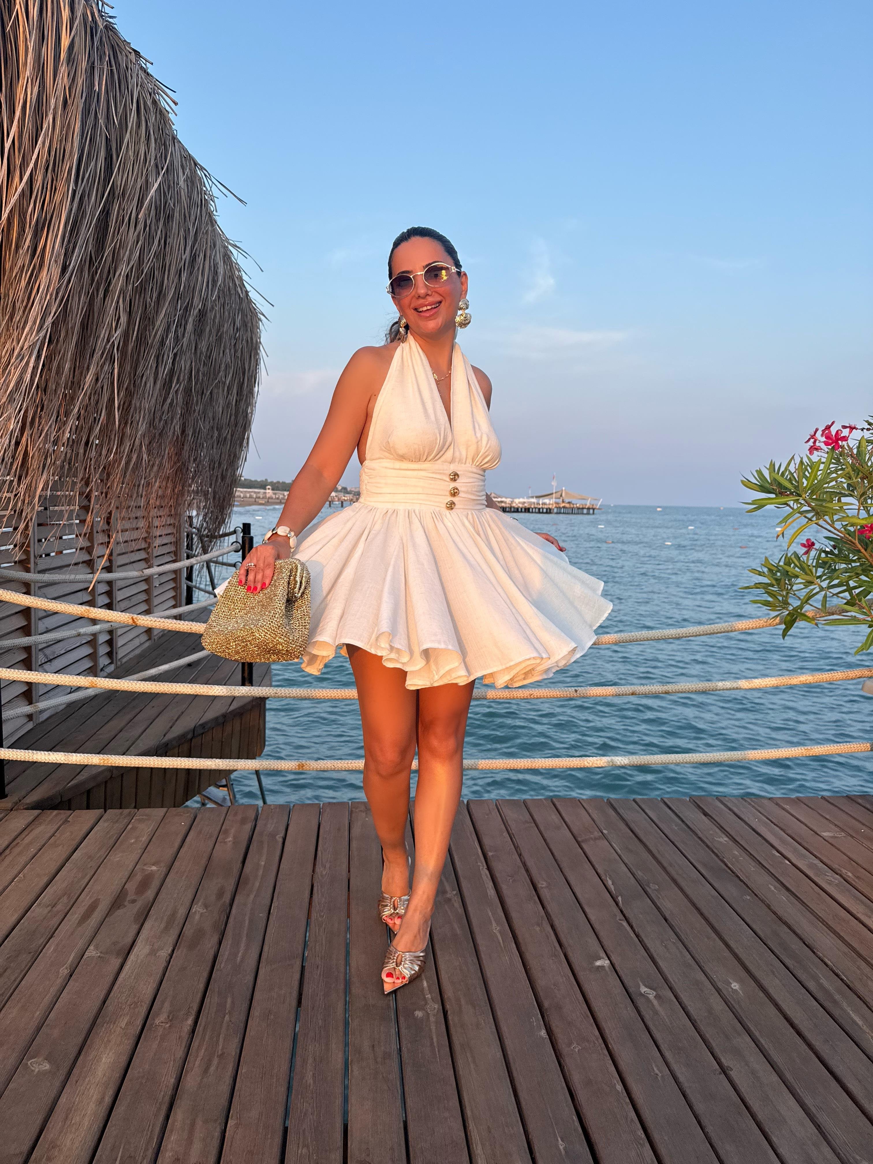 10457 Gold Düğmeli Elbise