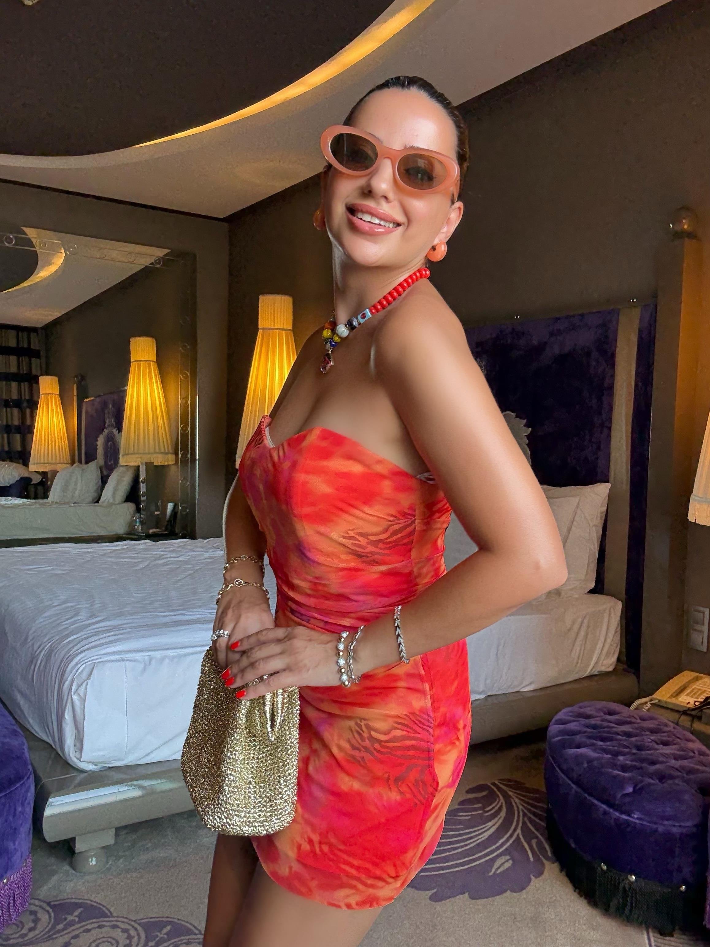 10458 Turuncu Batik Desen Mini Elbise