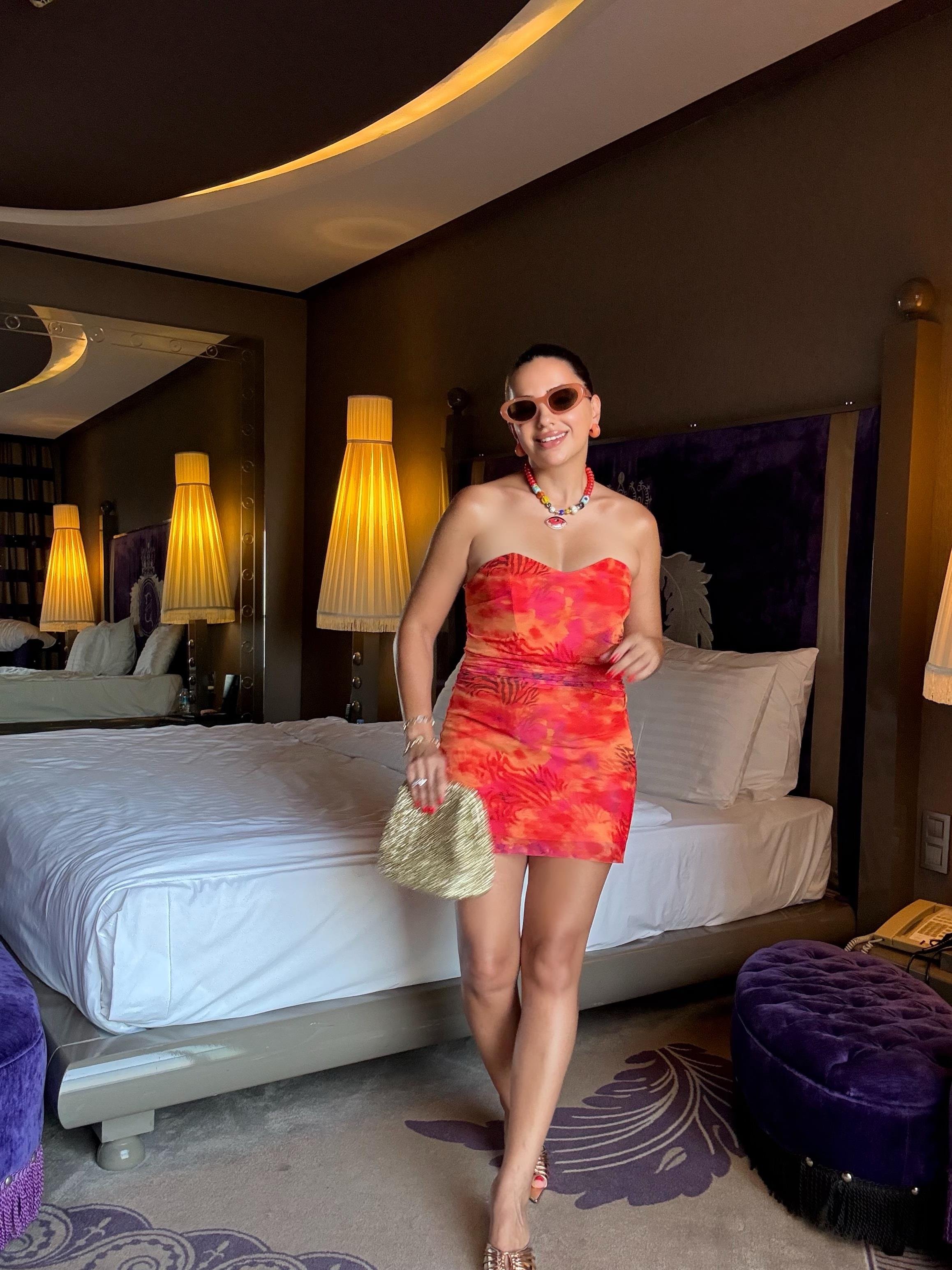 10458 Turuncu Batik Desen Mini Elbise