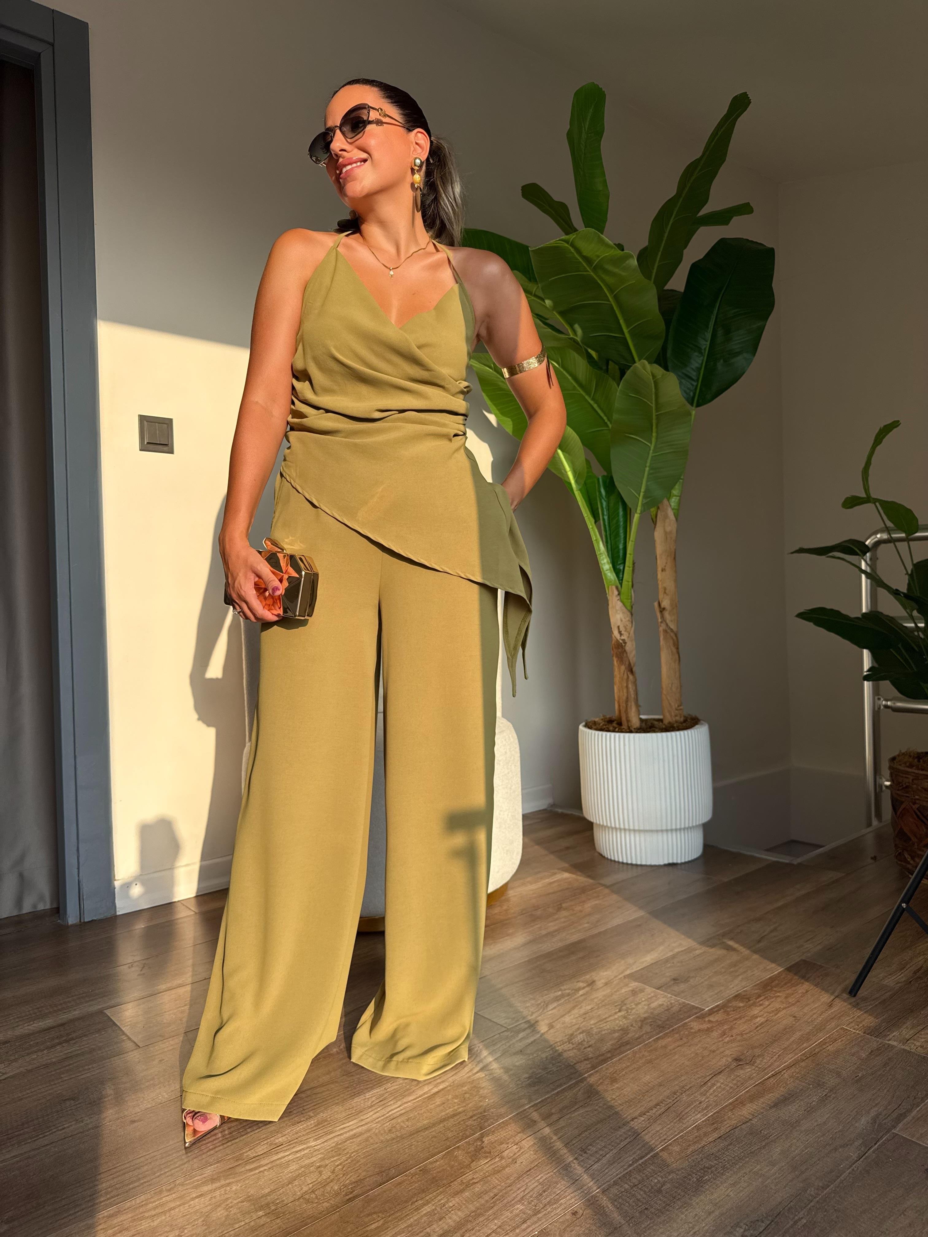 10495 Boyundan Bağlama Detaylı Bluz Pantolon Takım