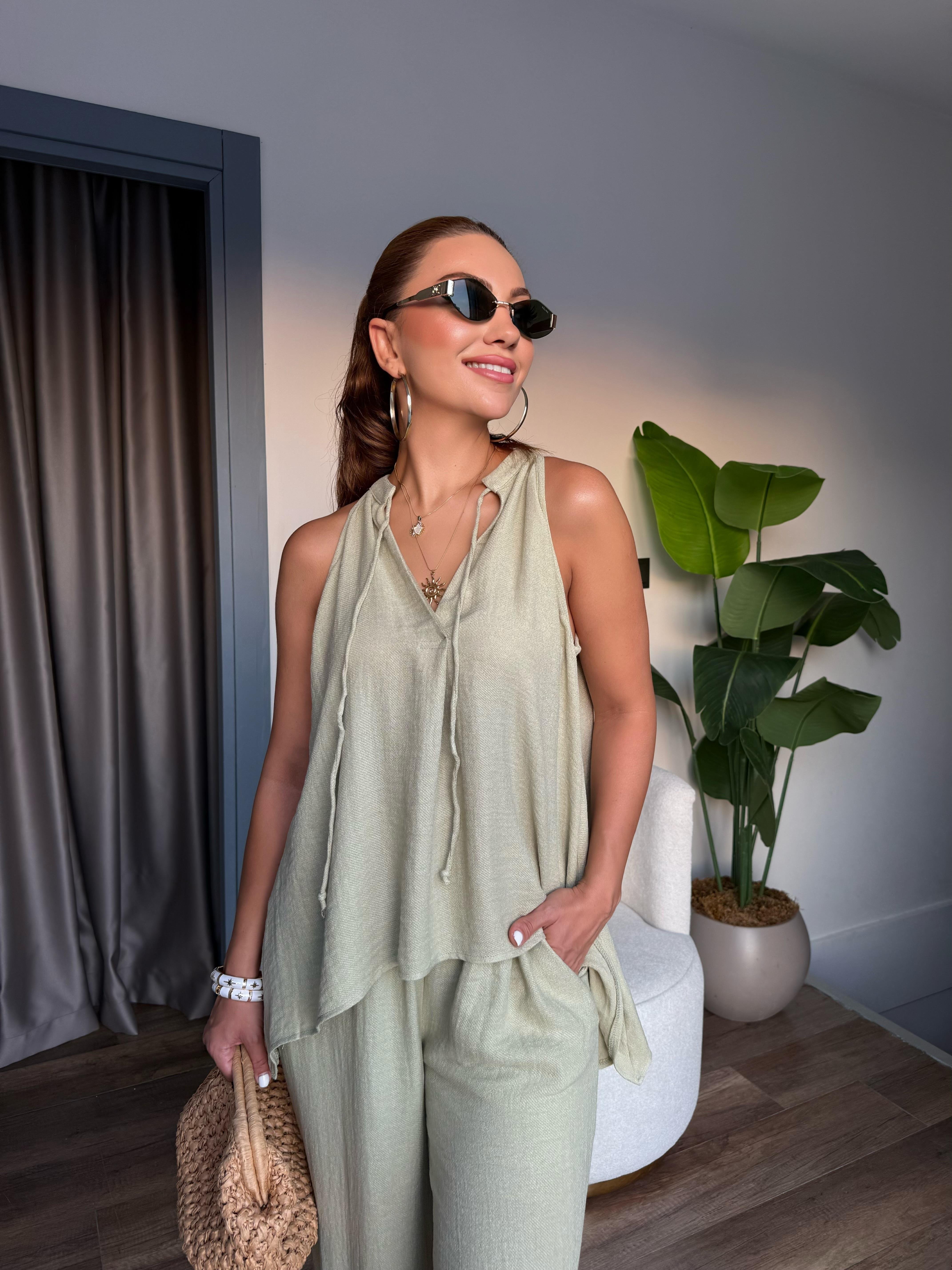 10513 Asimetrik Bluz Pantolon Takım