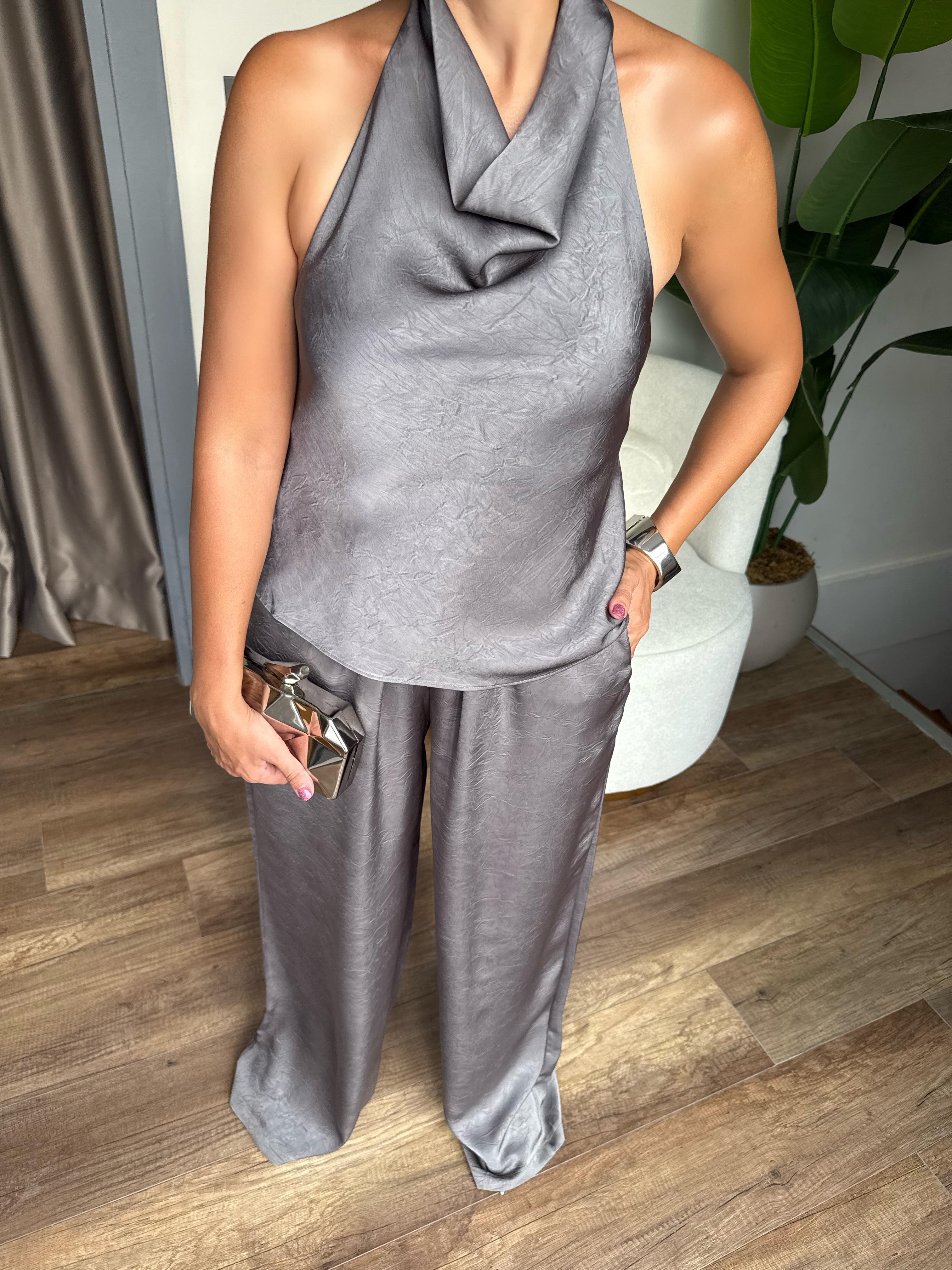10517 Boyundan Detaylı Saten Pantolon Bluz Takım