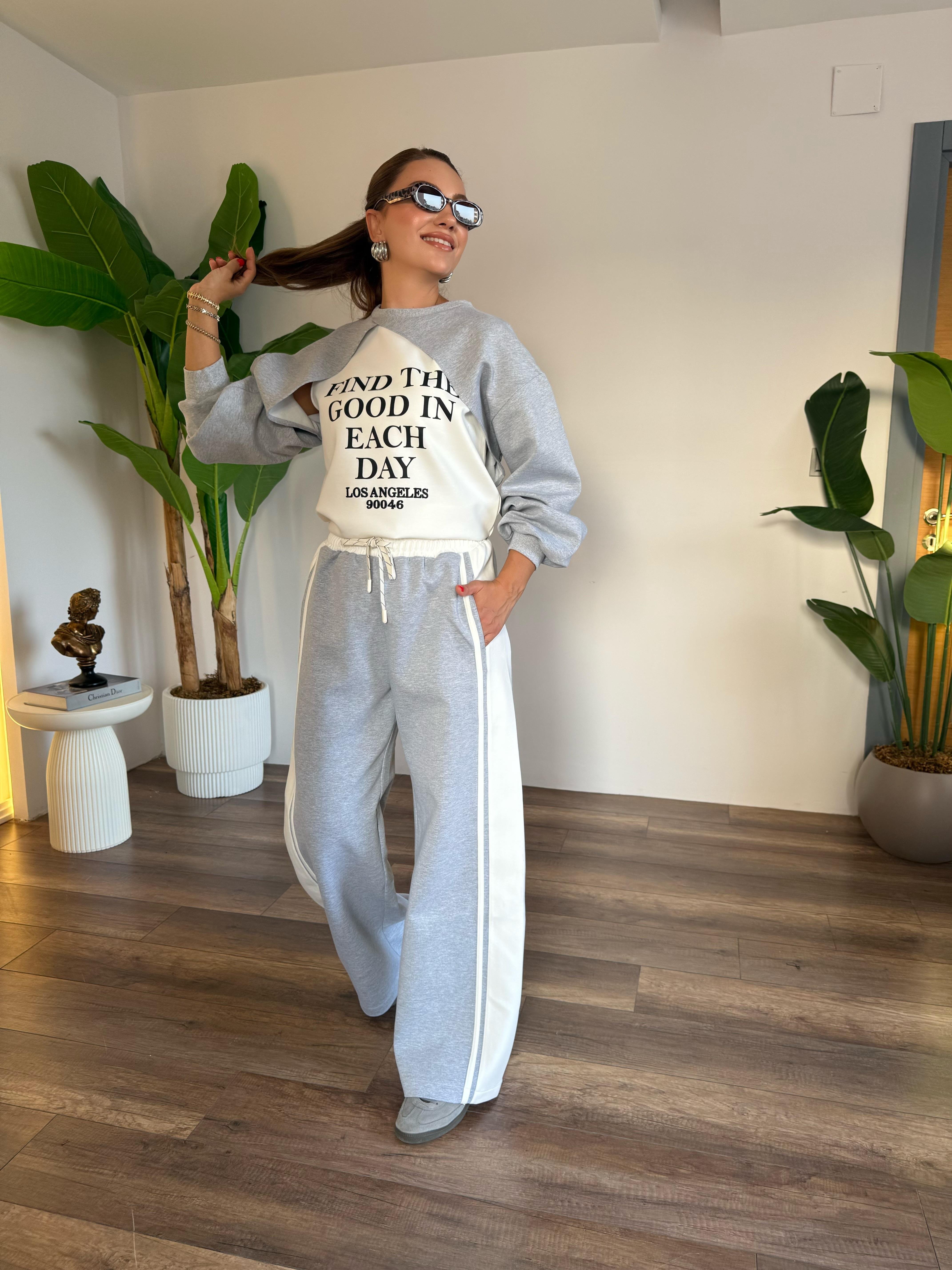 10530 Önü Yazı Baskılı Sweatshirt