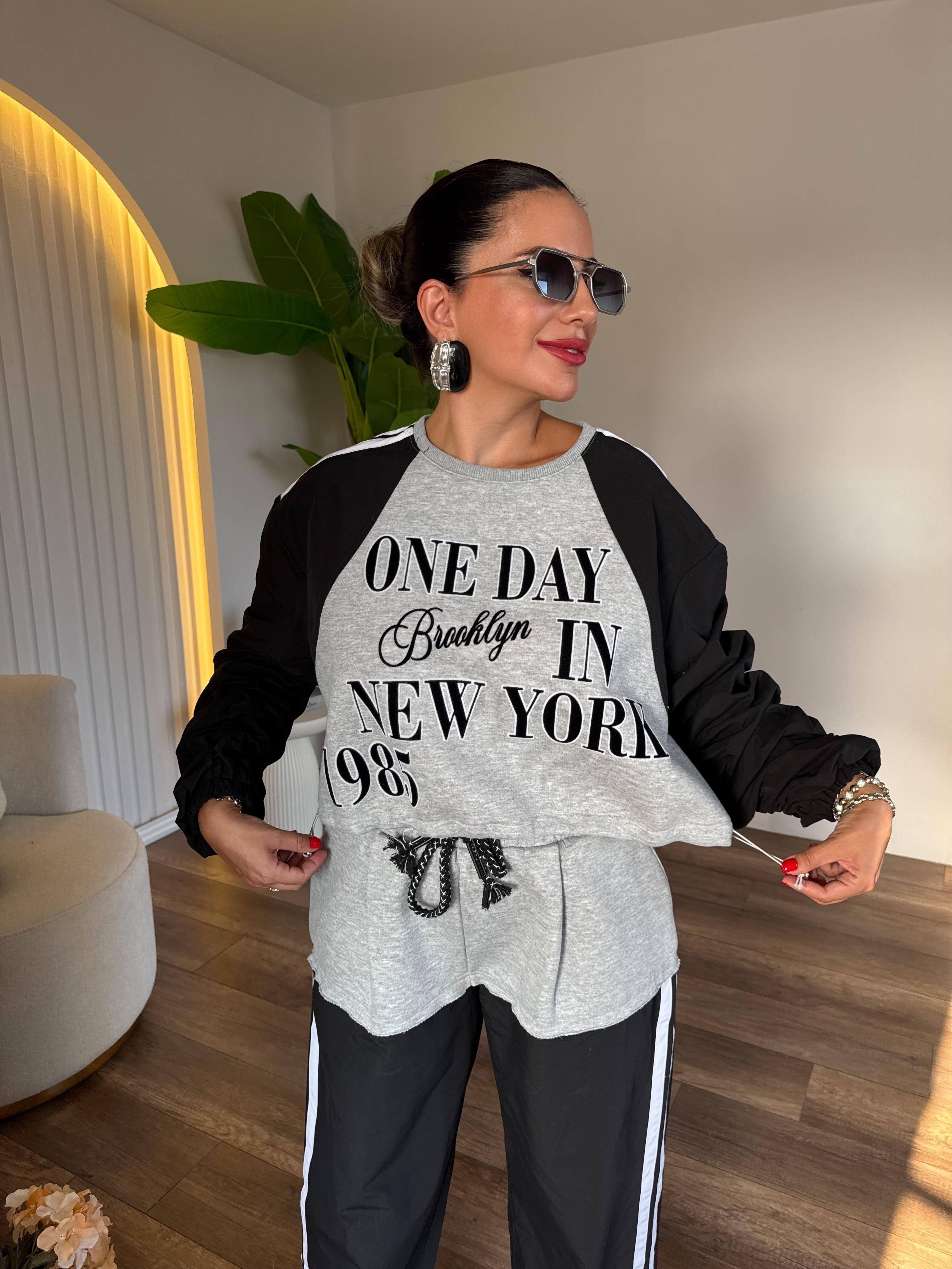 10532 Paraşüt Kumaş Detaylı Sweatshirt