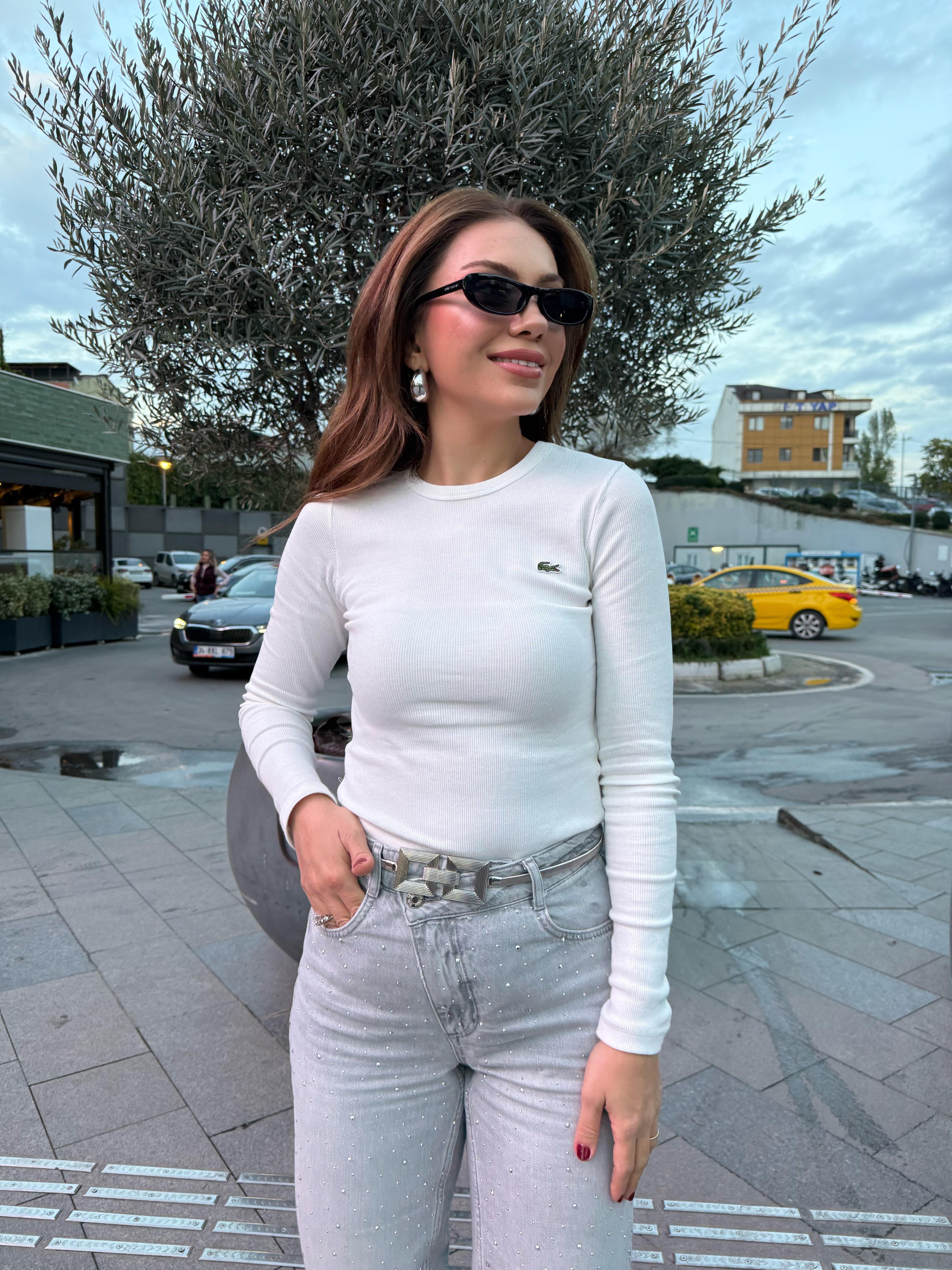 10688 Orj Marka Yuvarlak Yaka Bluz