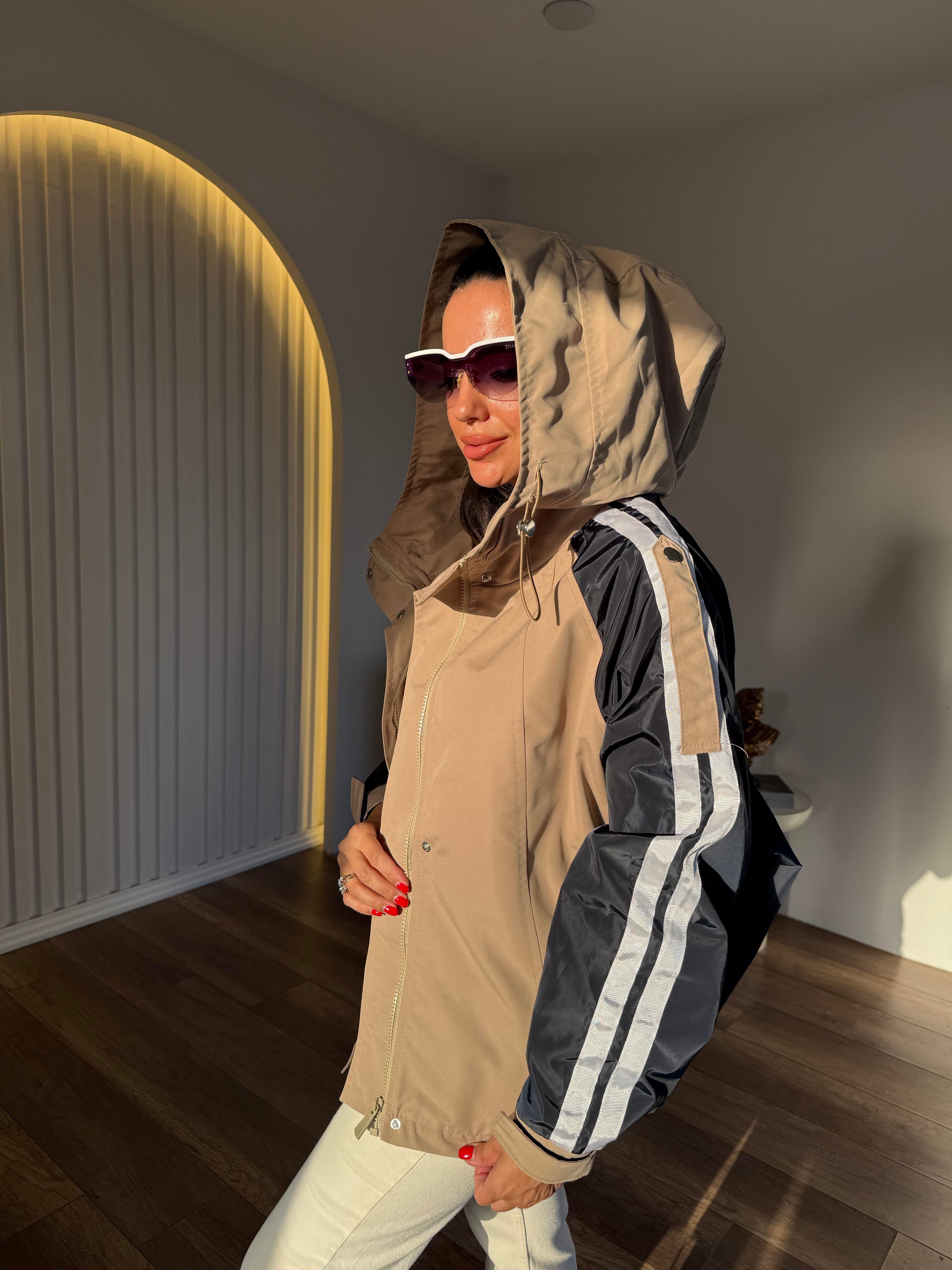 10697 Bej Lacivert Detaylı Ceket