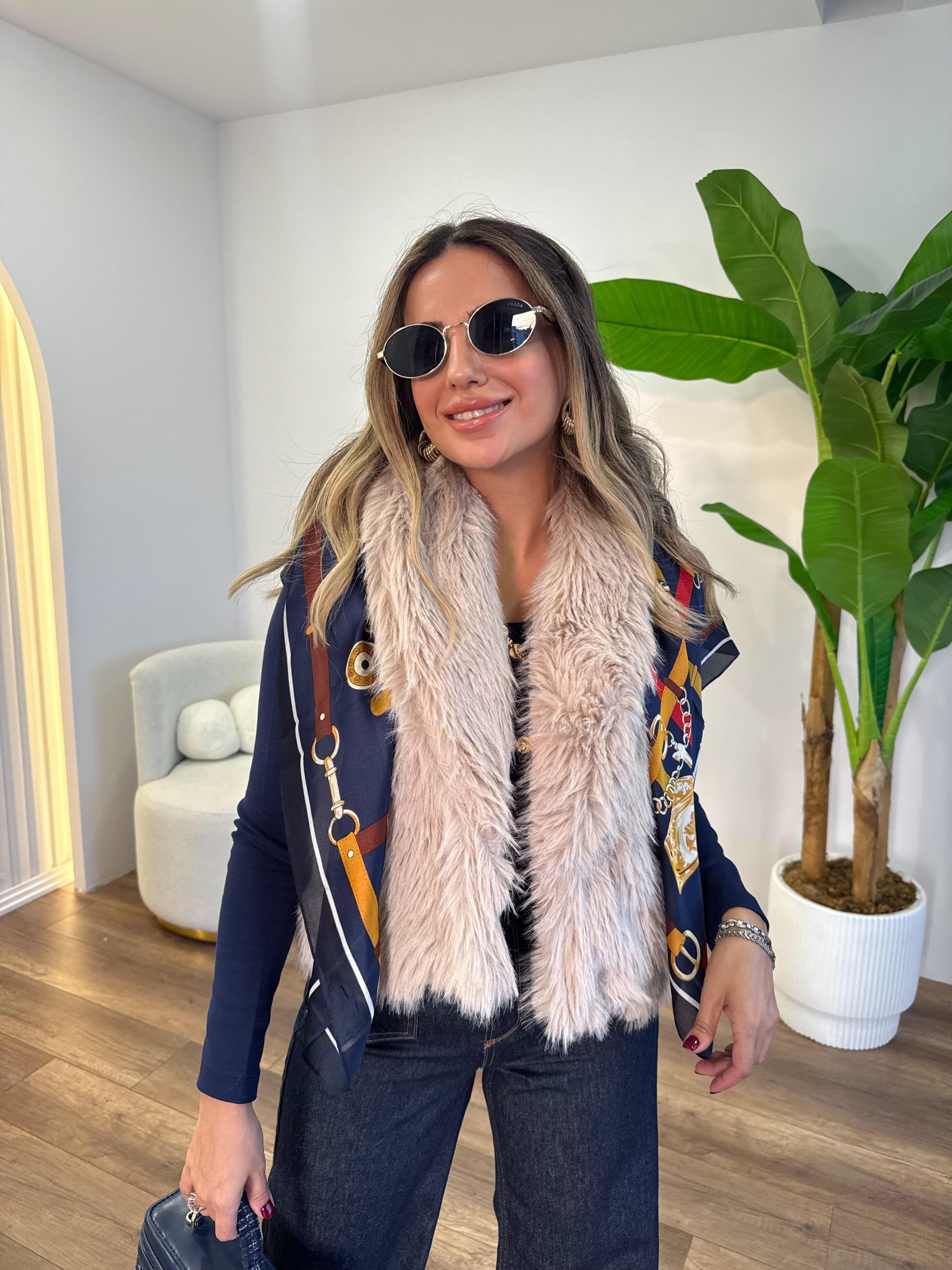 10758 Premium Kürk Yelek