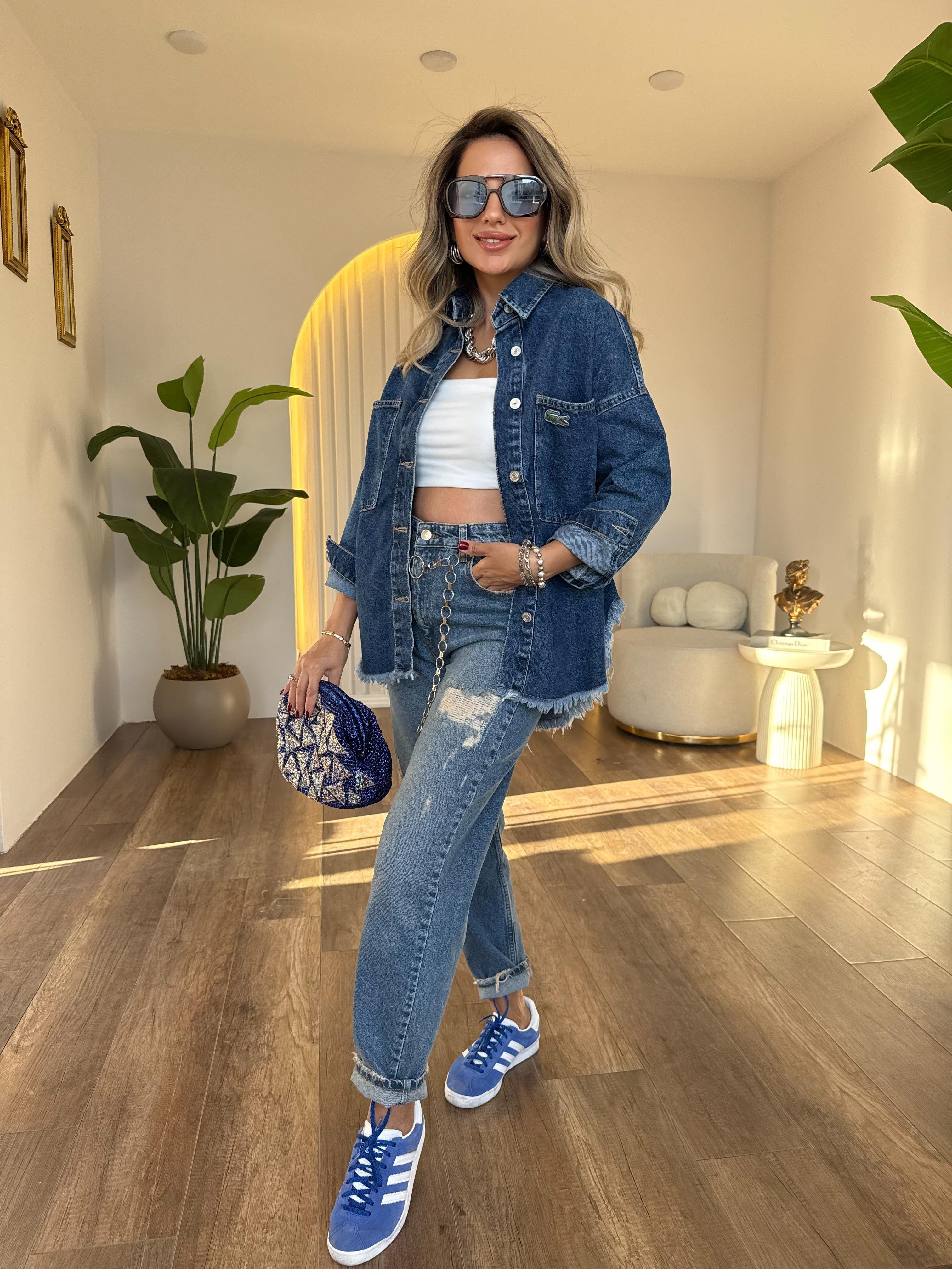 10765 Lazer Kesim Detaylı Jean
