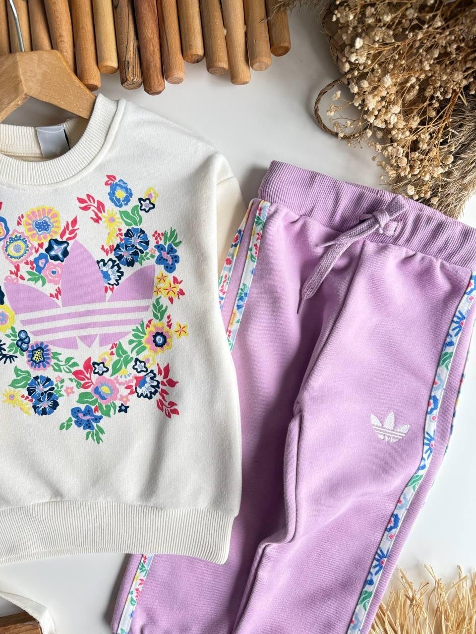 10774 Kids Ad.Çiçekli Şeritli Takım 2/3-7/8 Yaş