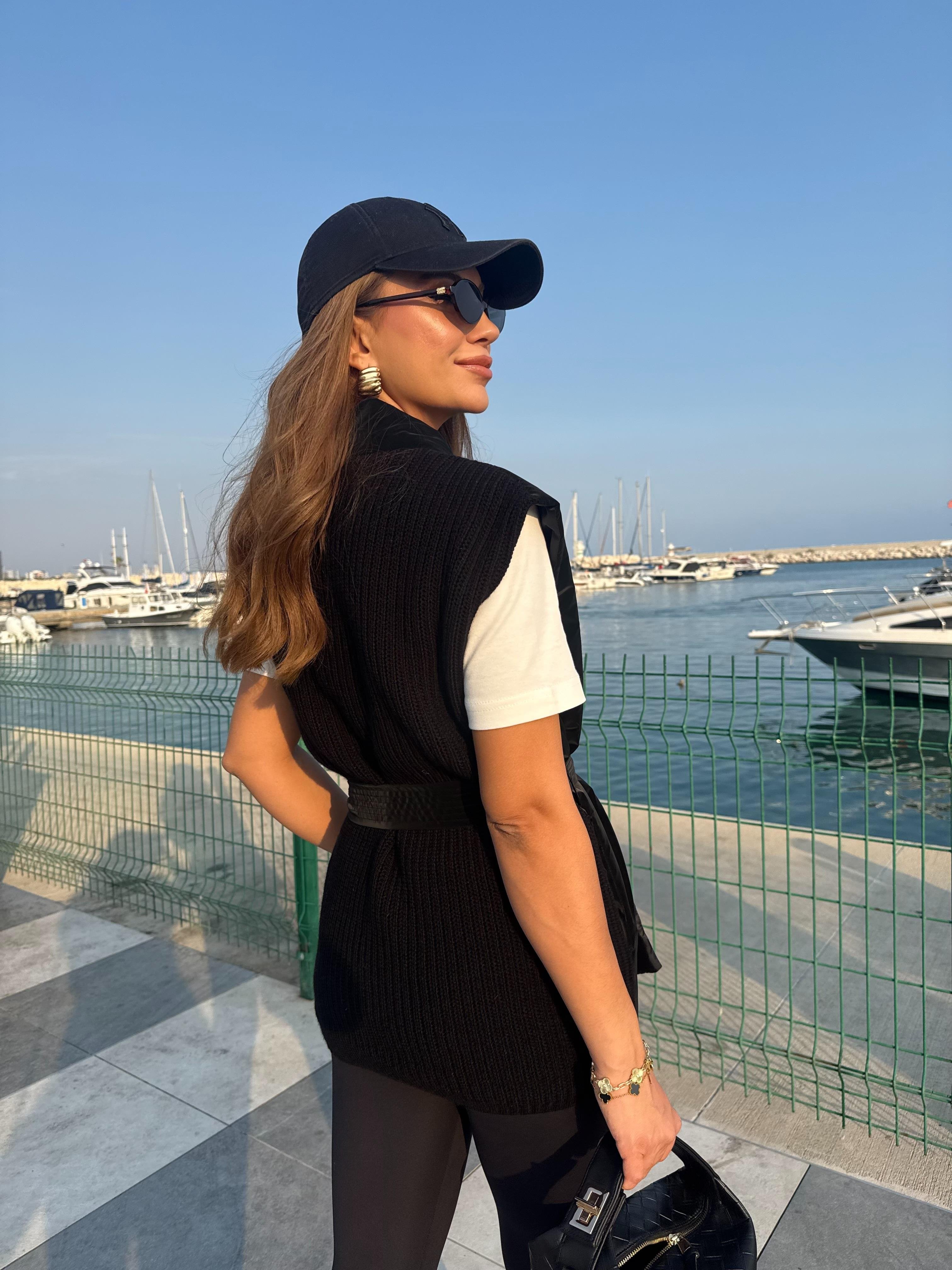 10828 Arkası Triko Detay Premium Yelek