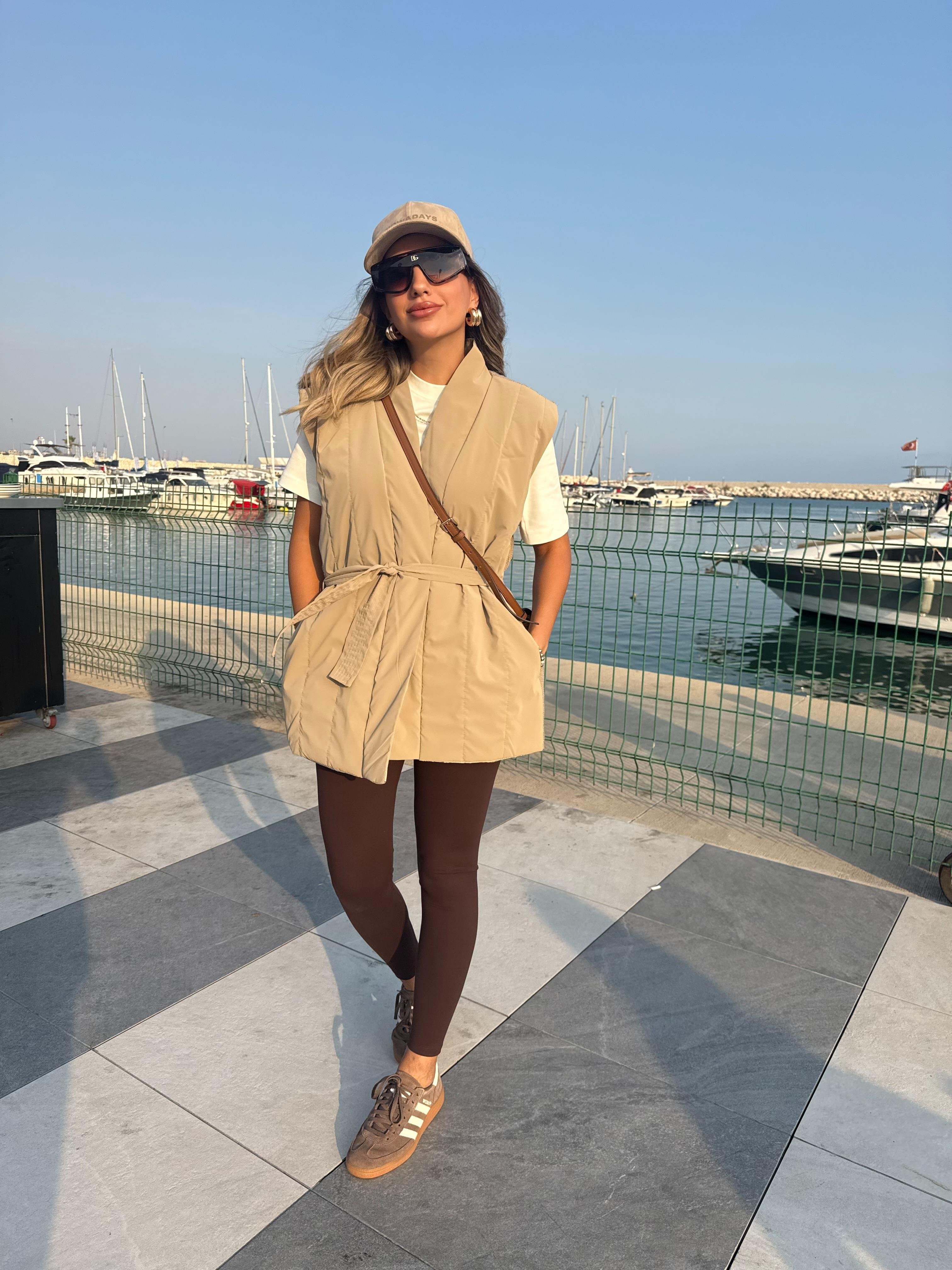 10828 Arkası Triko Detay Premium Yelek