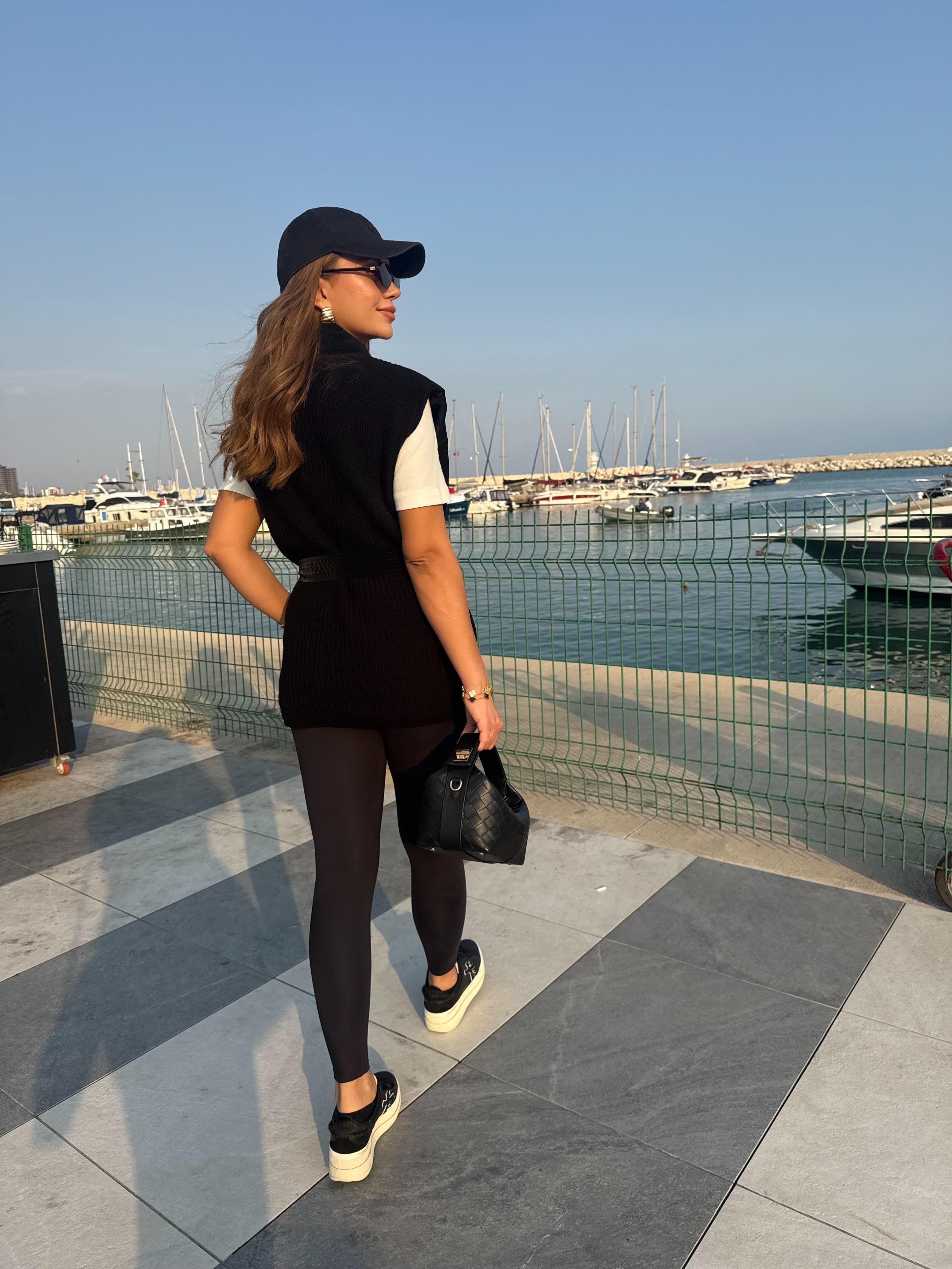 10828 Arkası Triko Detay Premium Yelek