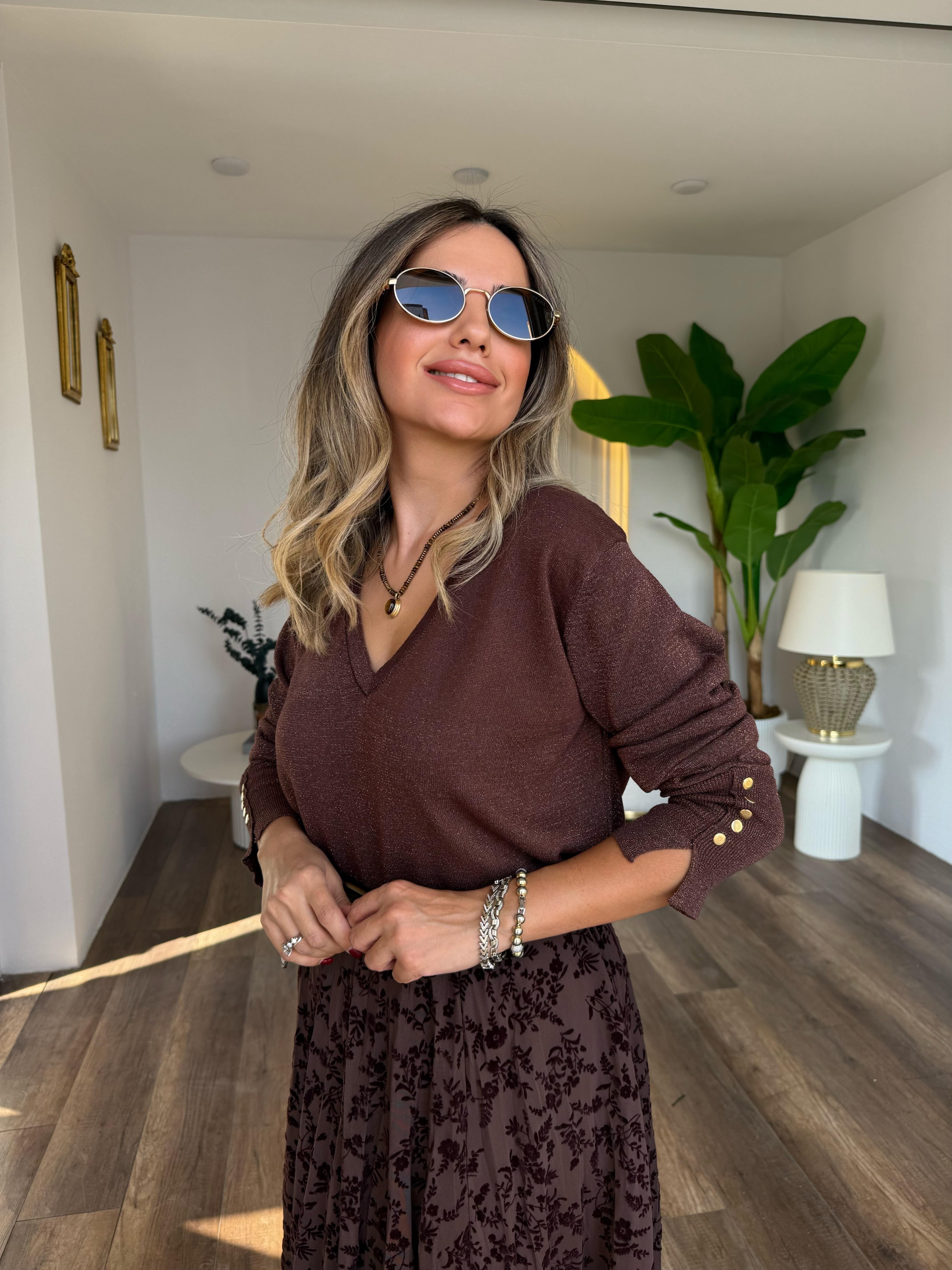 10846 V Yaka Kollardan Düğmeli Triko