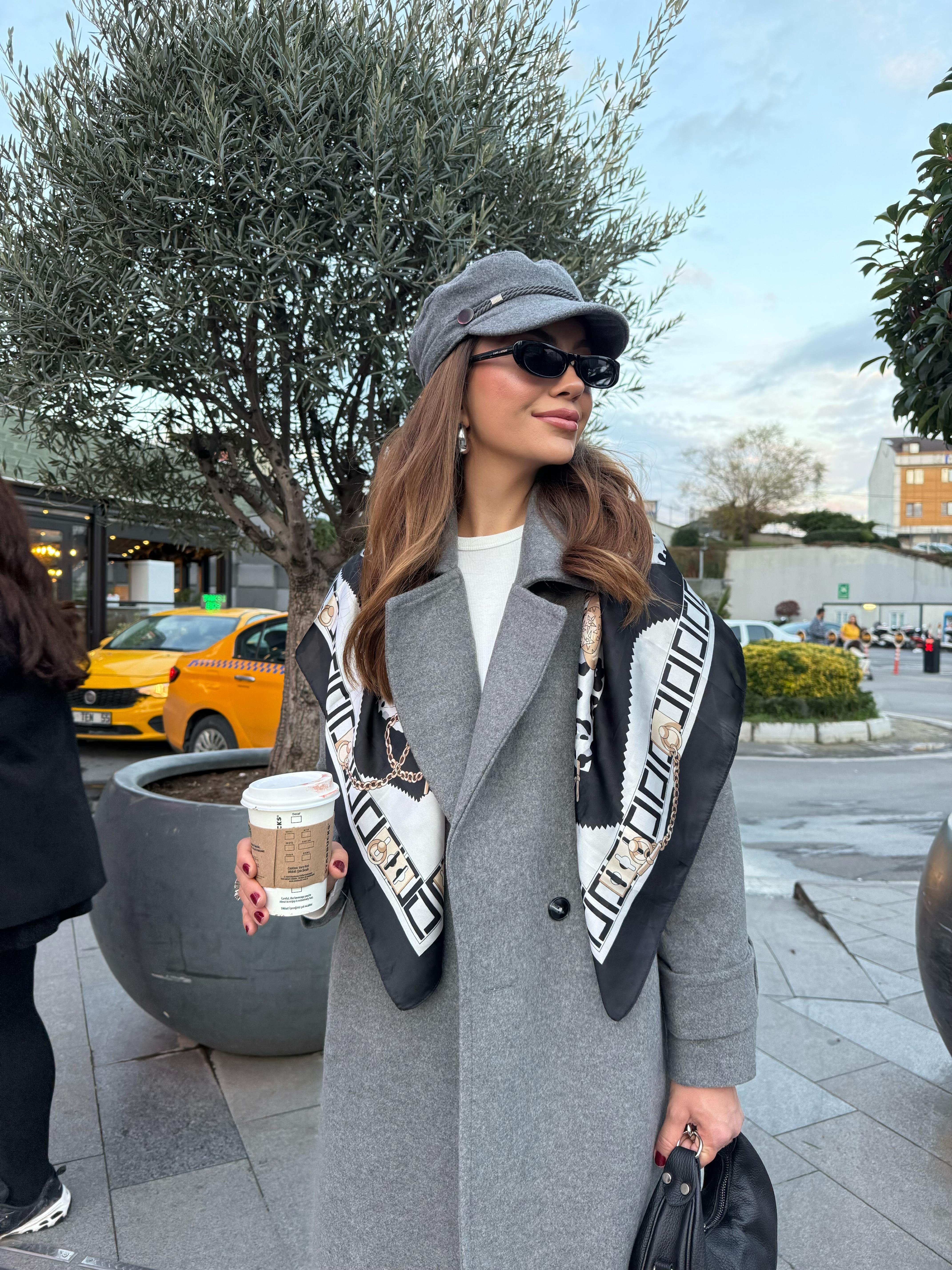 10880 Uzun Kaşe Kaban