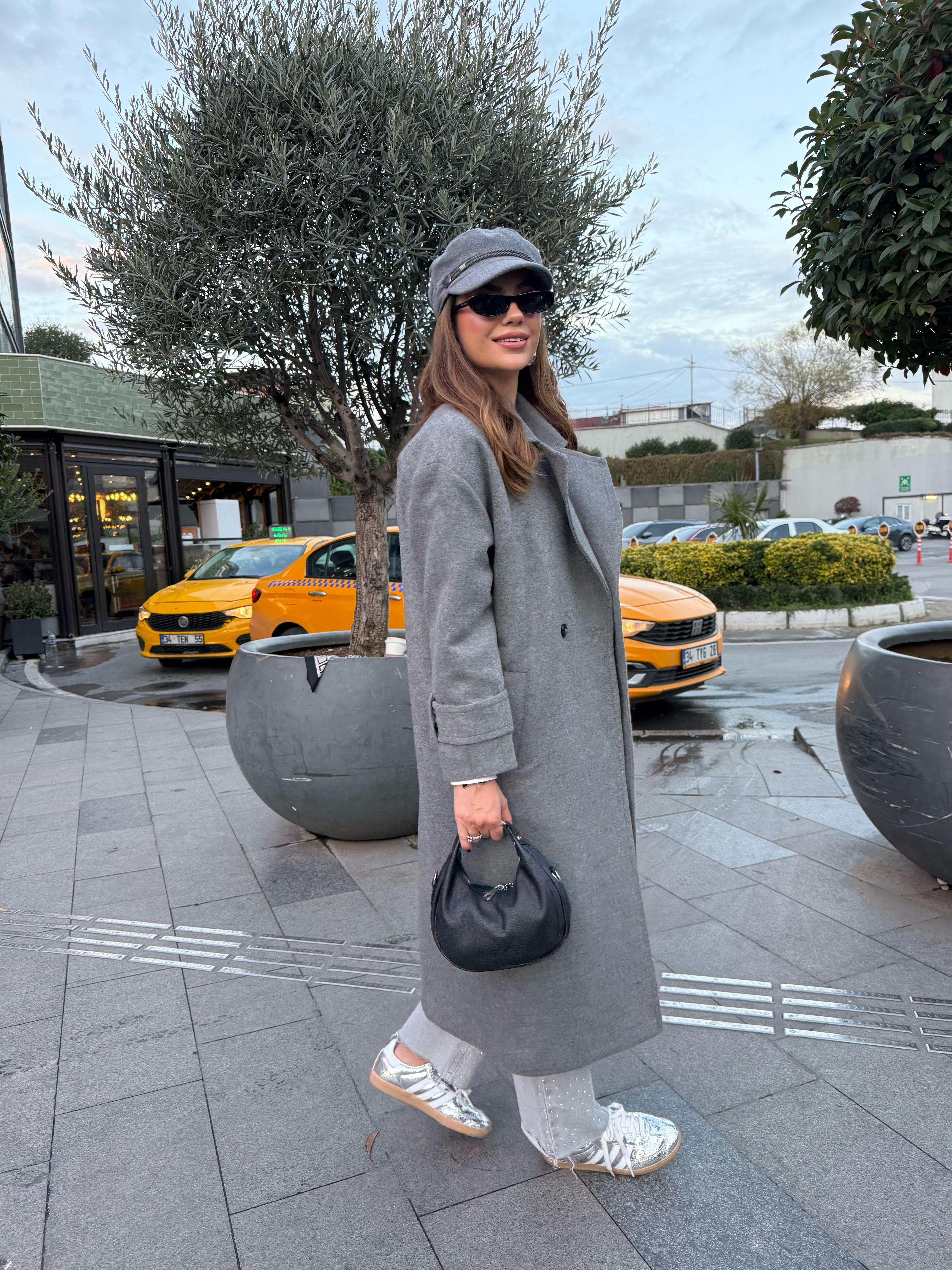 10880 Uzun Kaşe Kaban