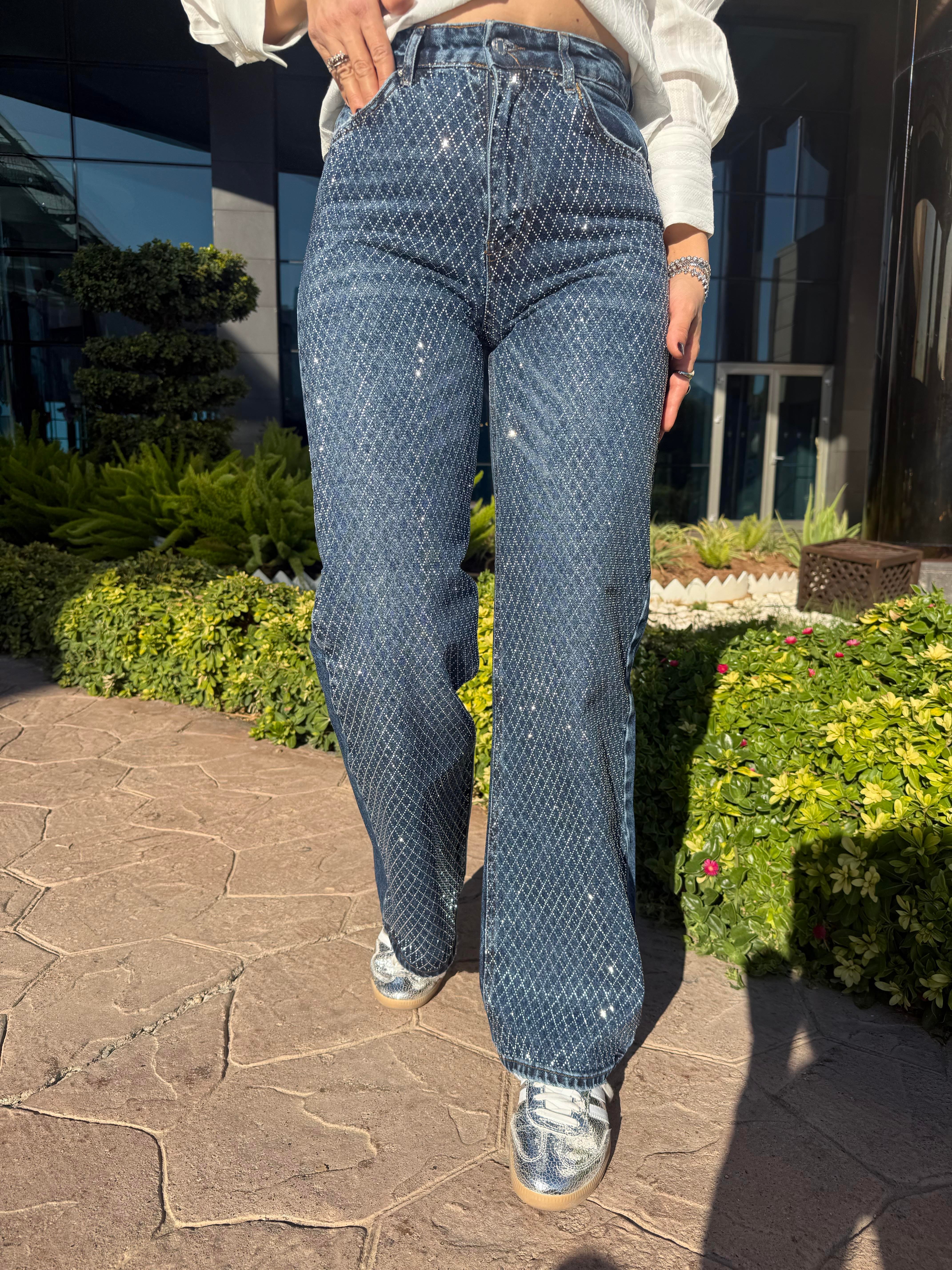 10898 Çapraz Taş Detaylı Jean
