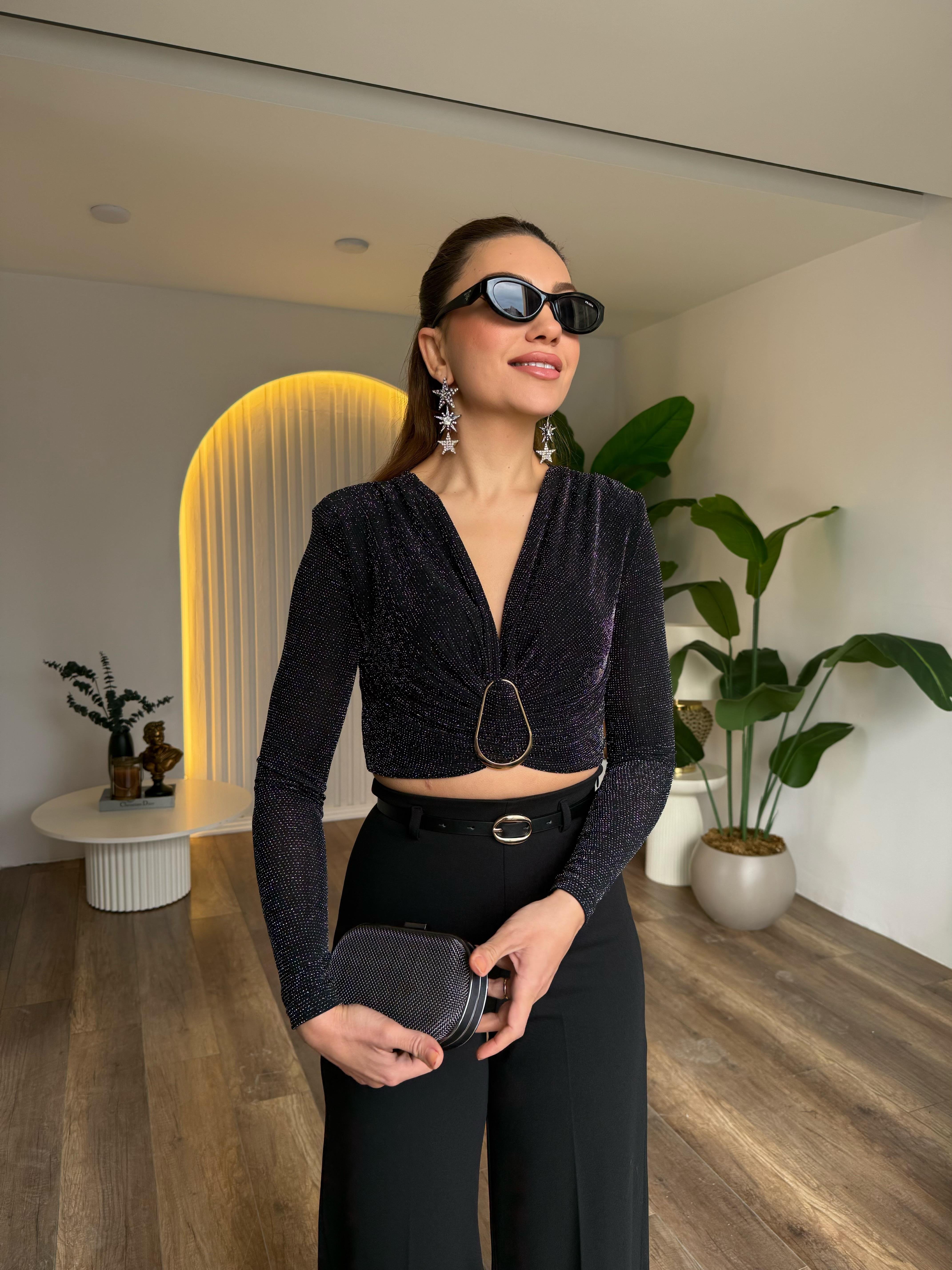10968 Simli Tokalı Crop Bluz