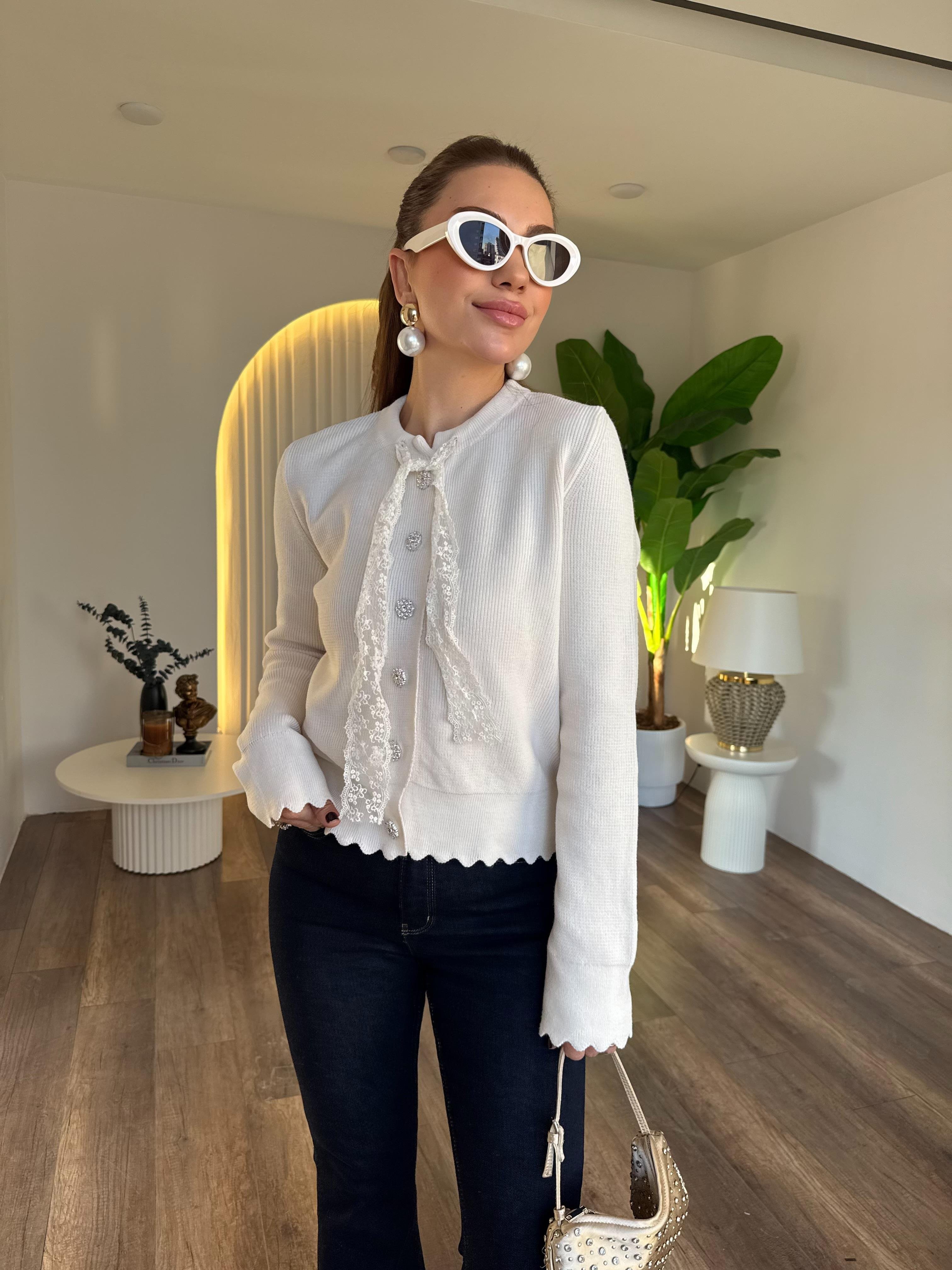 10979 Dantel Fularlı Hırka