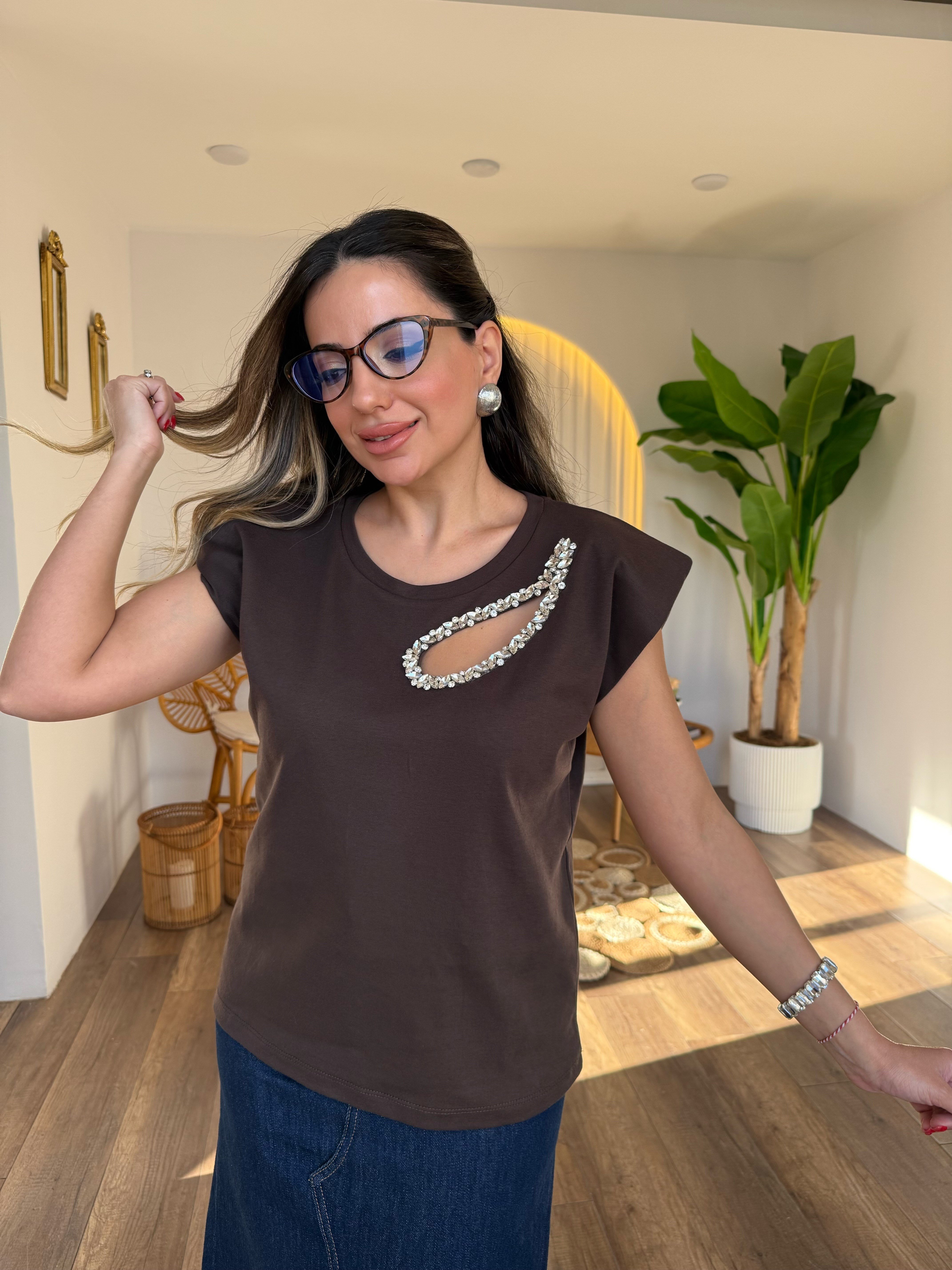 11272 Damla Taş Detaylı Tshirt
