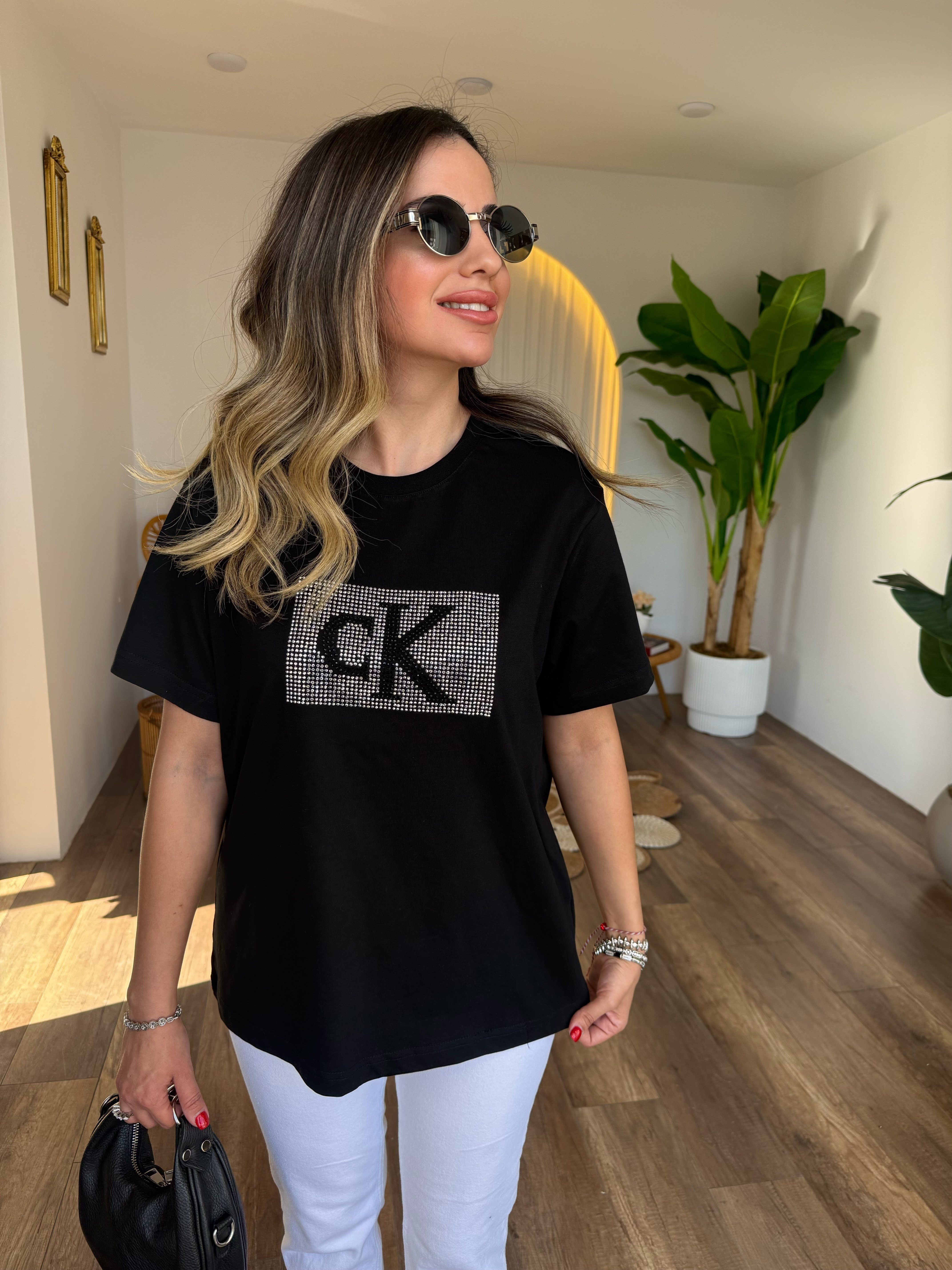 11424 Ck Taşlı Tshirt
