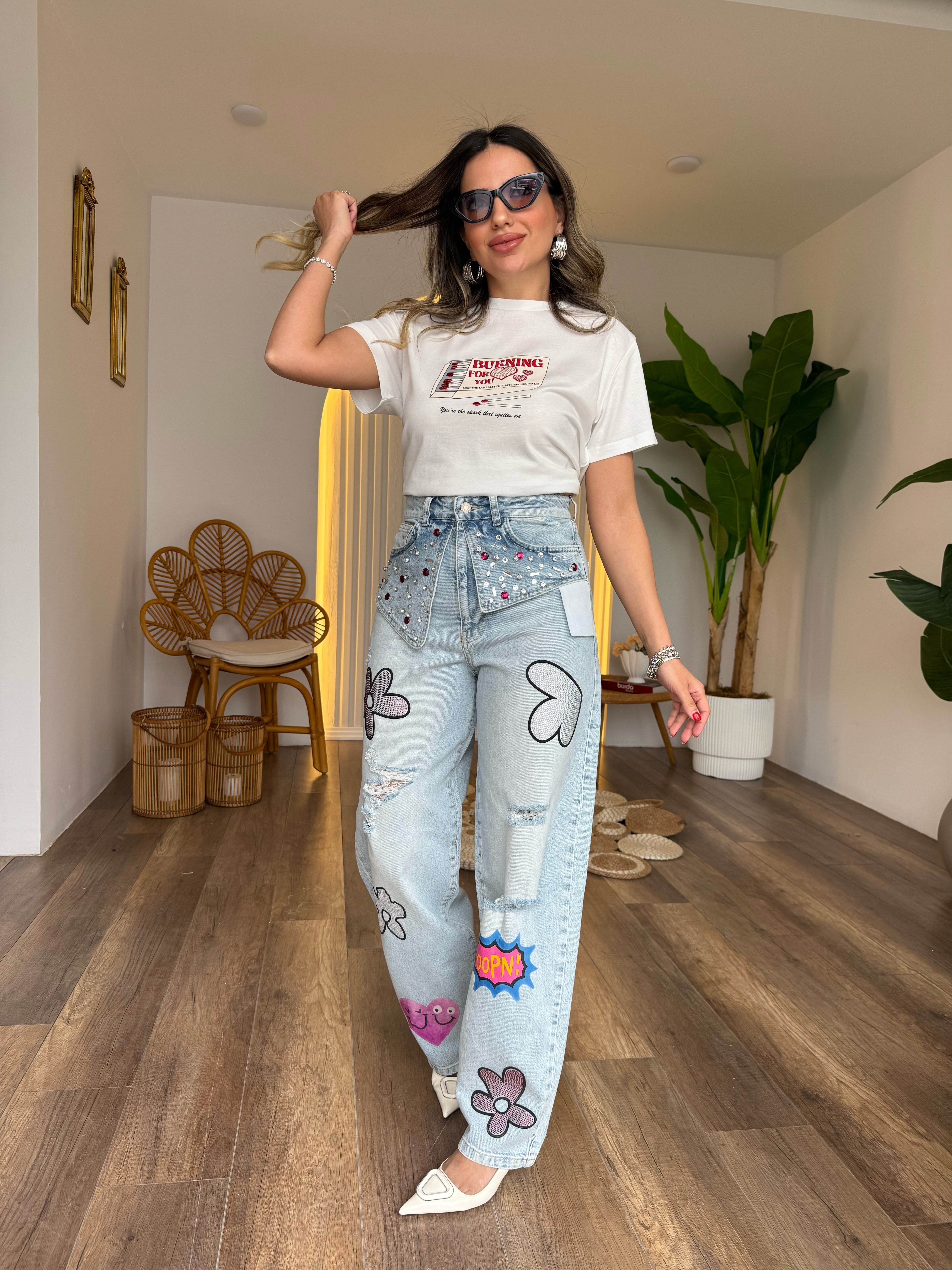 11470 Tasarım Taş Detaylı Jean