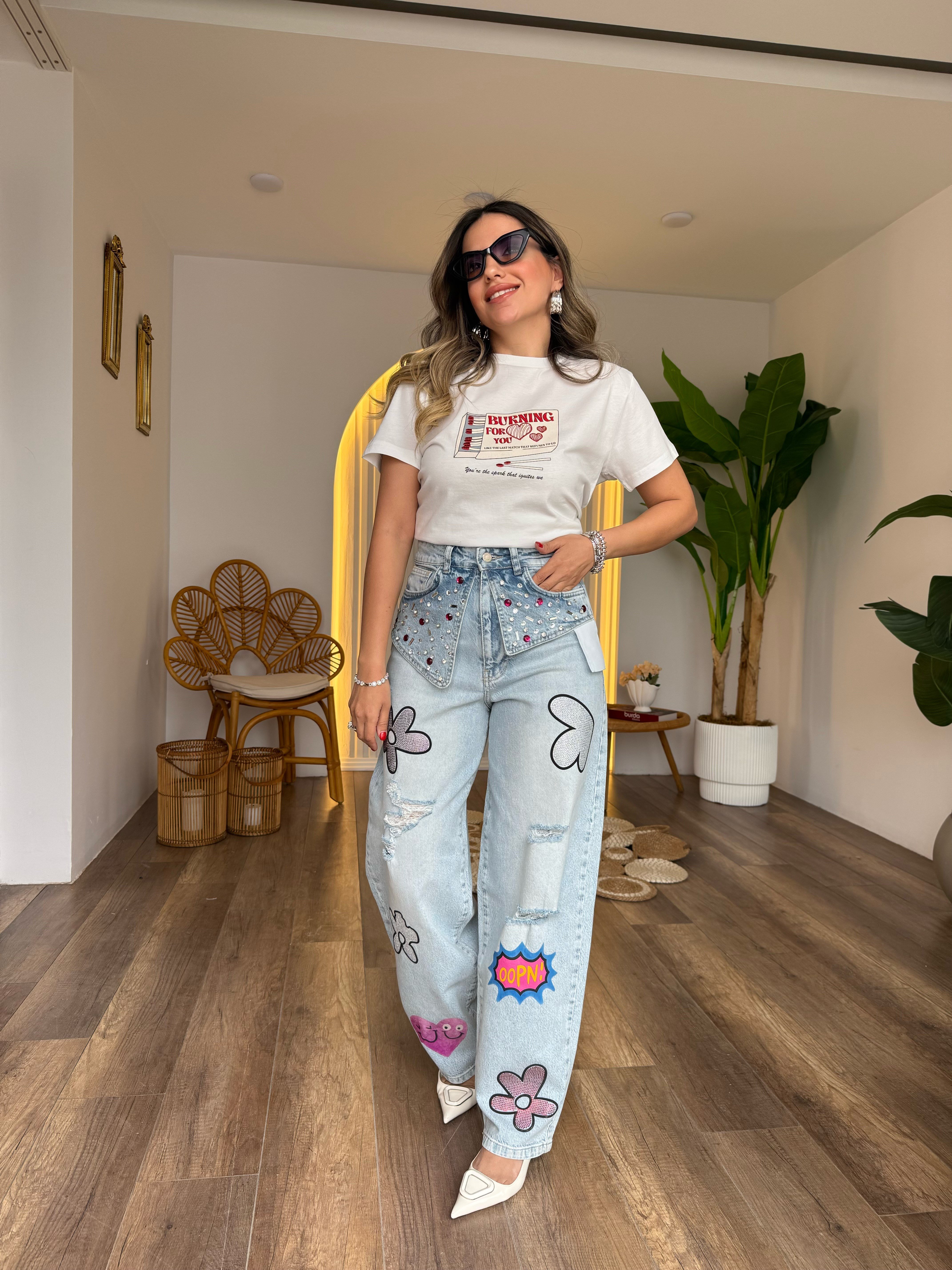 11470 Tasarım Taş Detaylı Jean