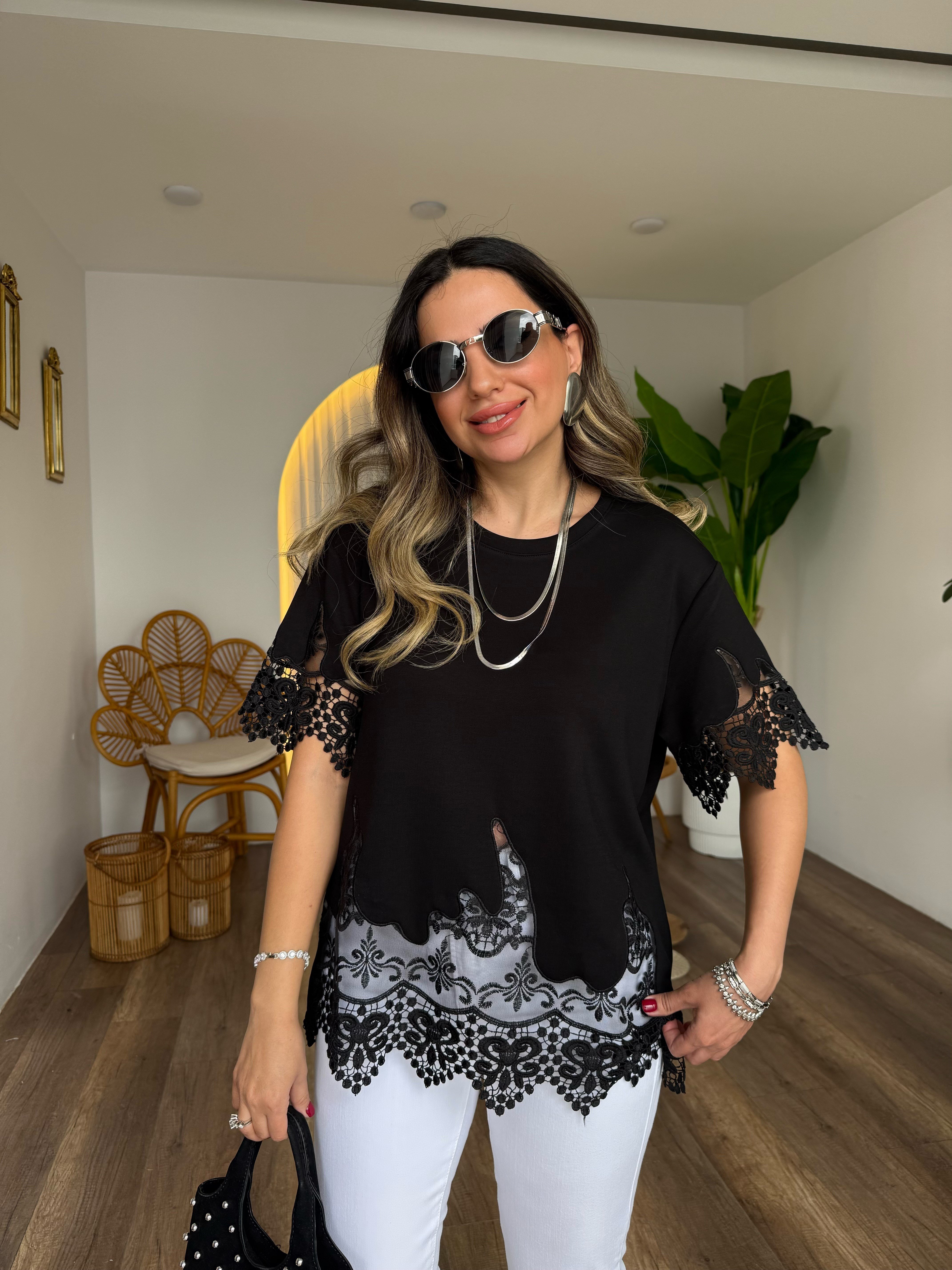 11526 Altı Güpür Detaylı Bluz