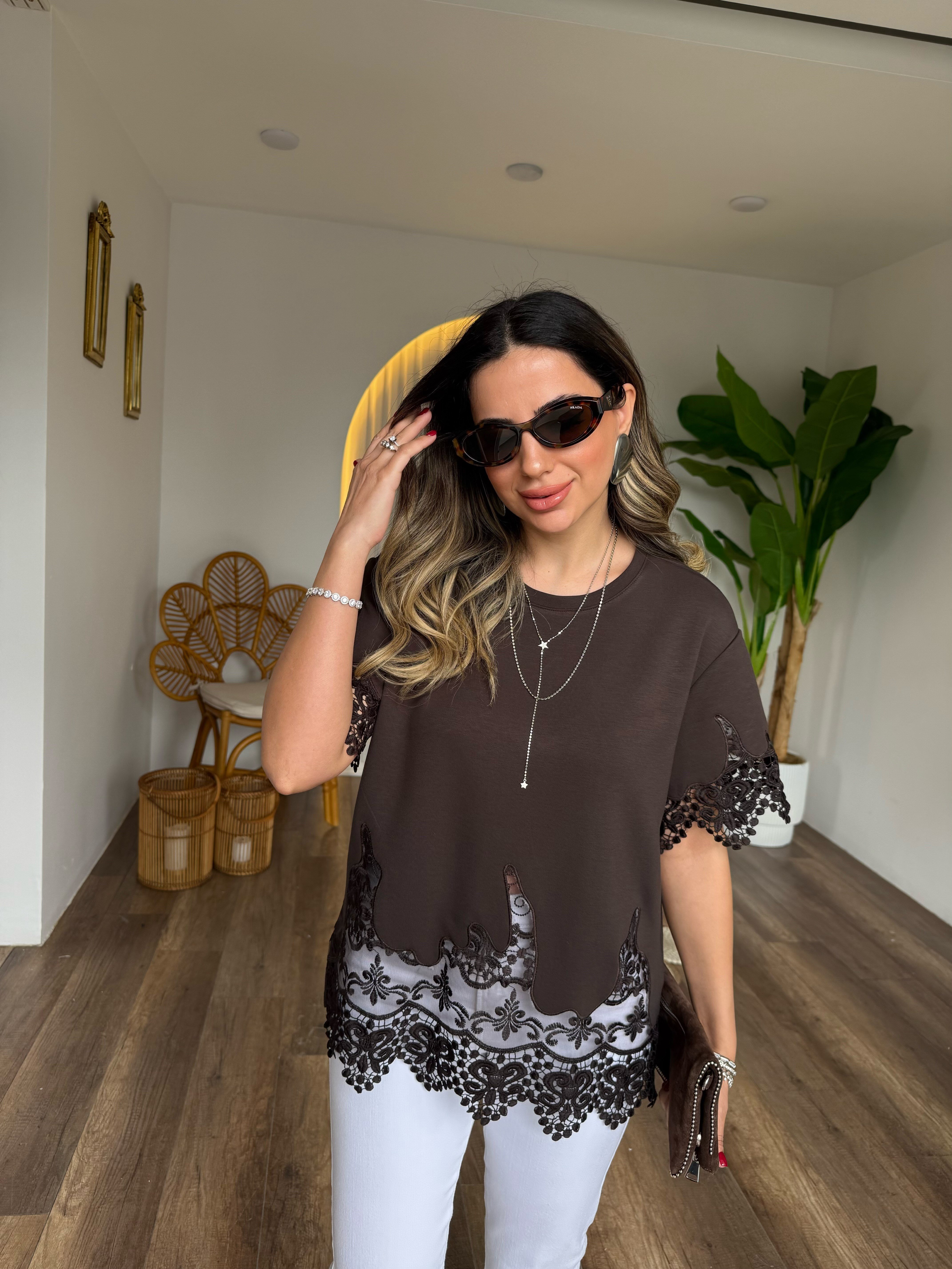 11526 Altı Güpür Detaylı Bluz