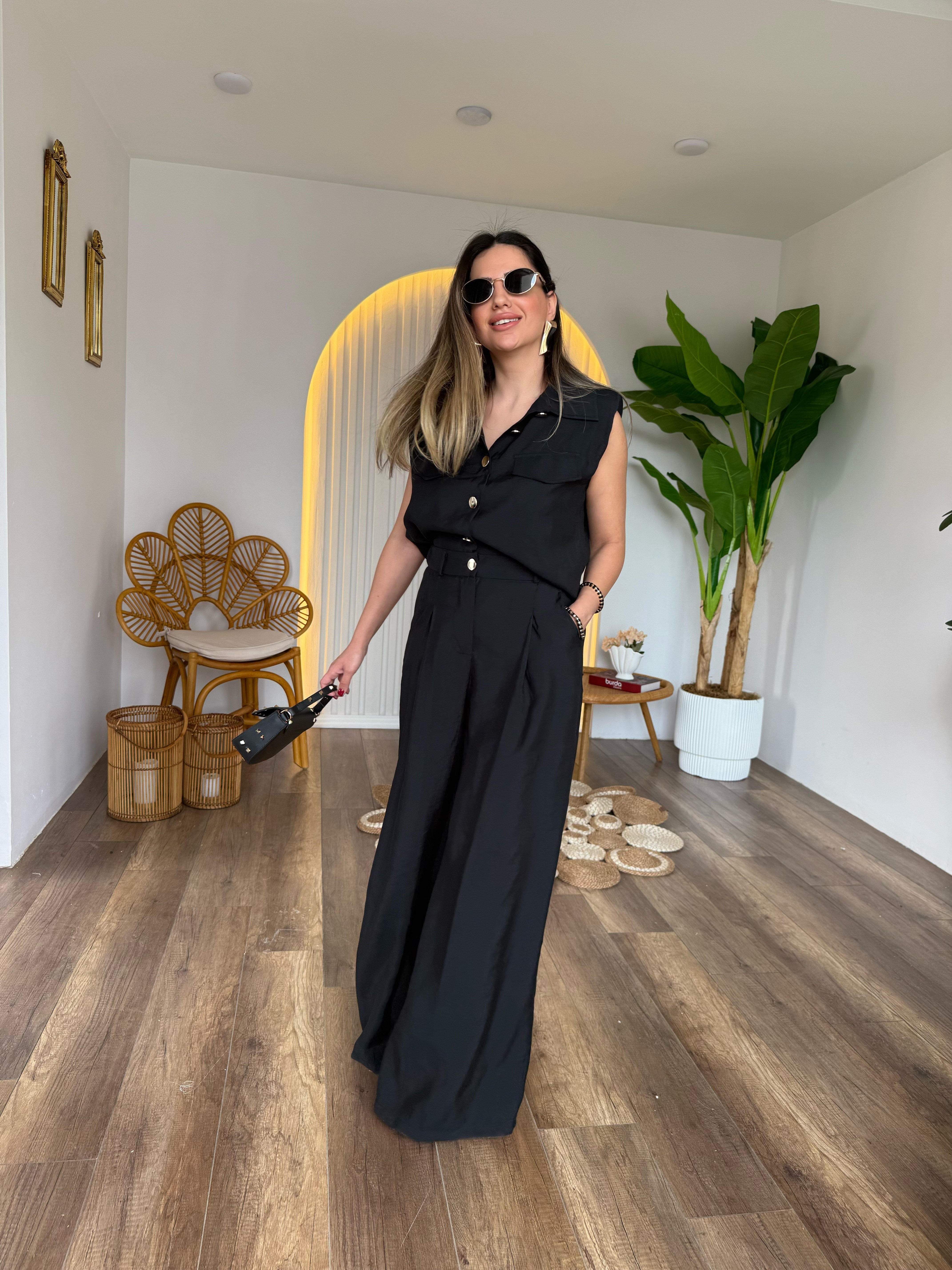 11578 Omuzları Vatkalı Gold Düğme Detaylı Pantolon Bluz Takım