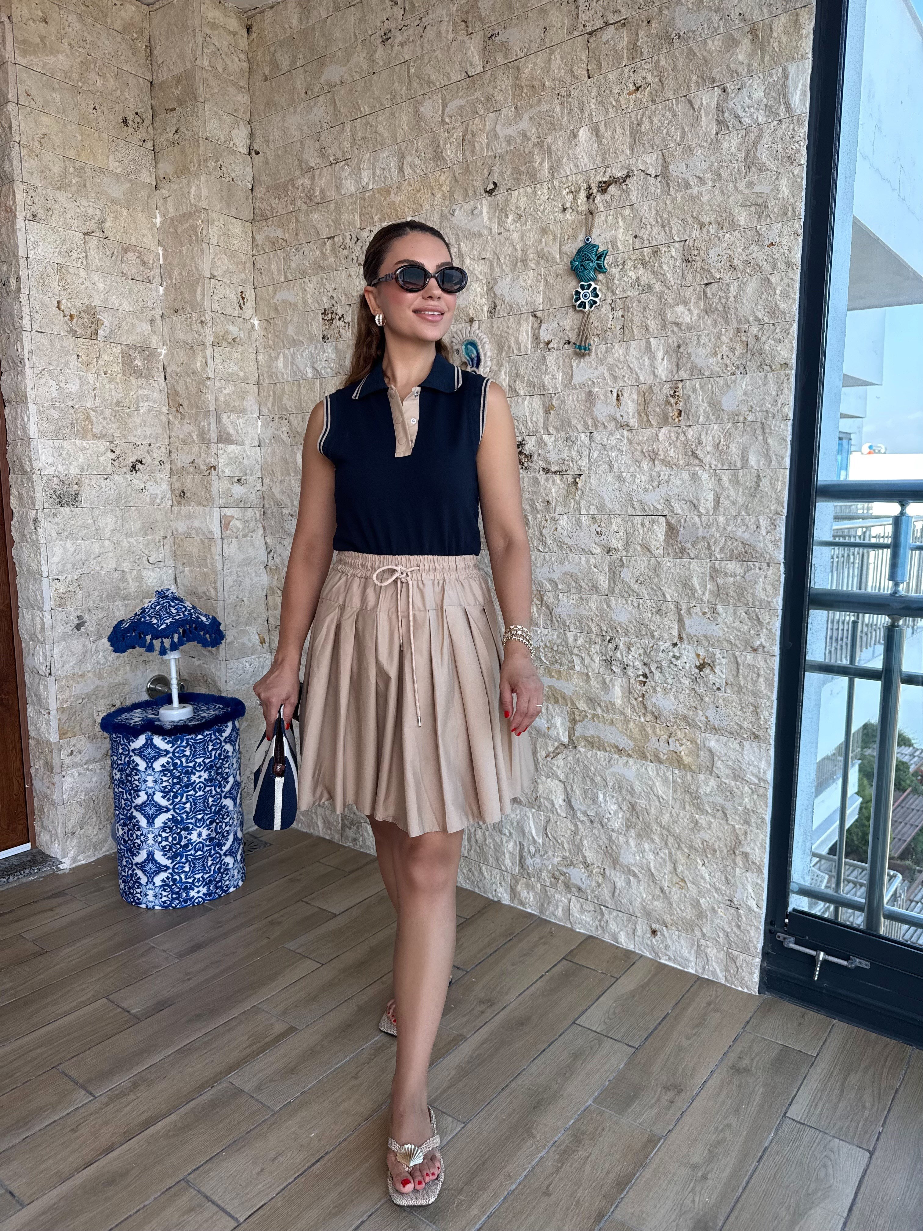 12068 Triko Yakalı Elbise