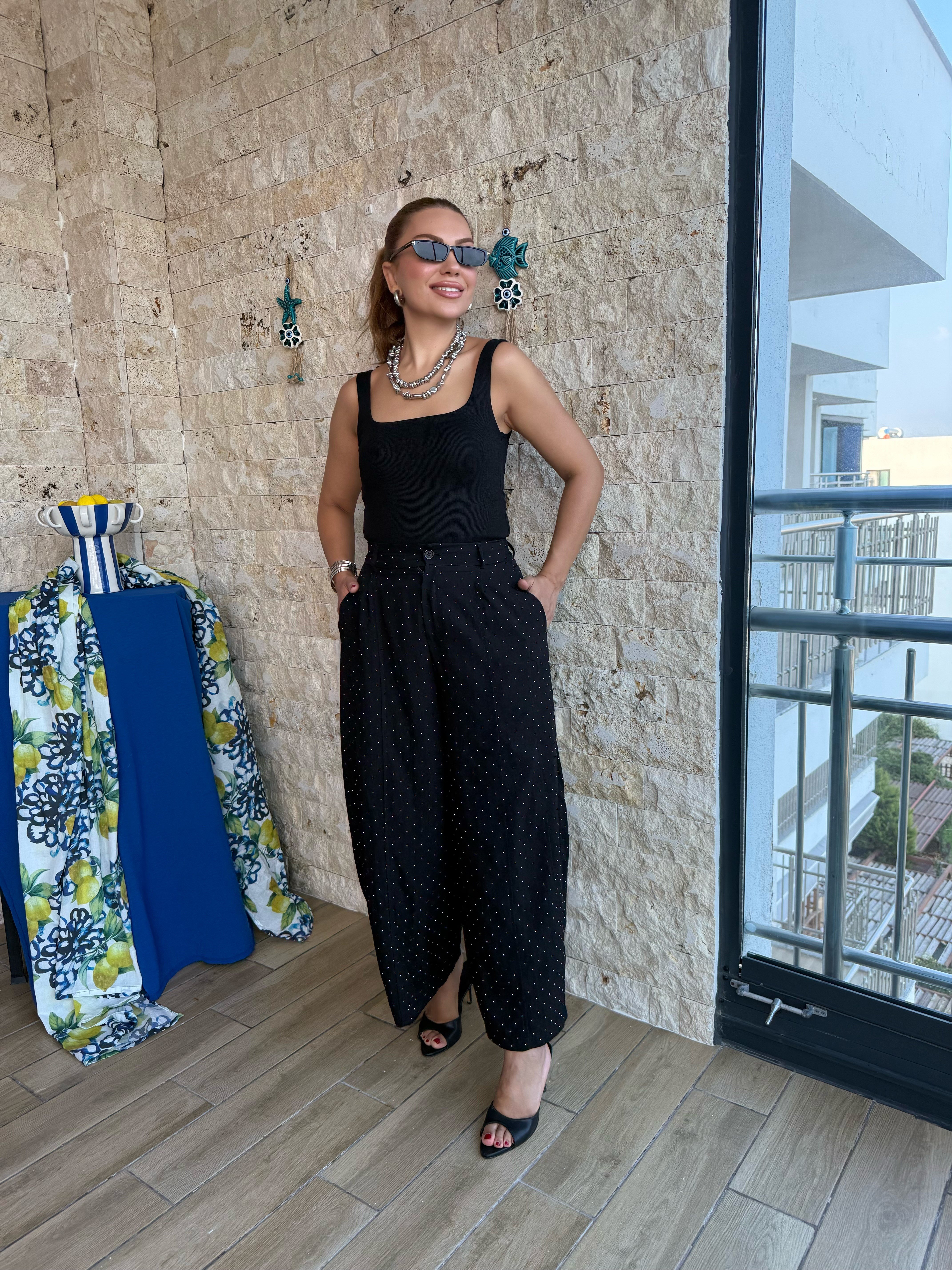 12103 Taşlı Pantolon