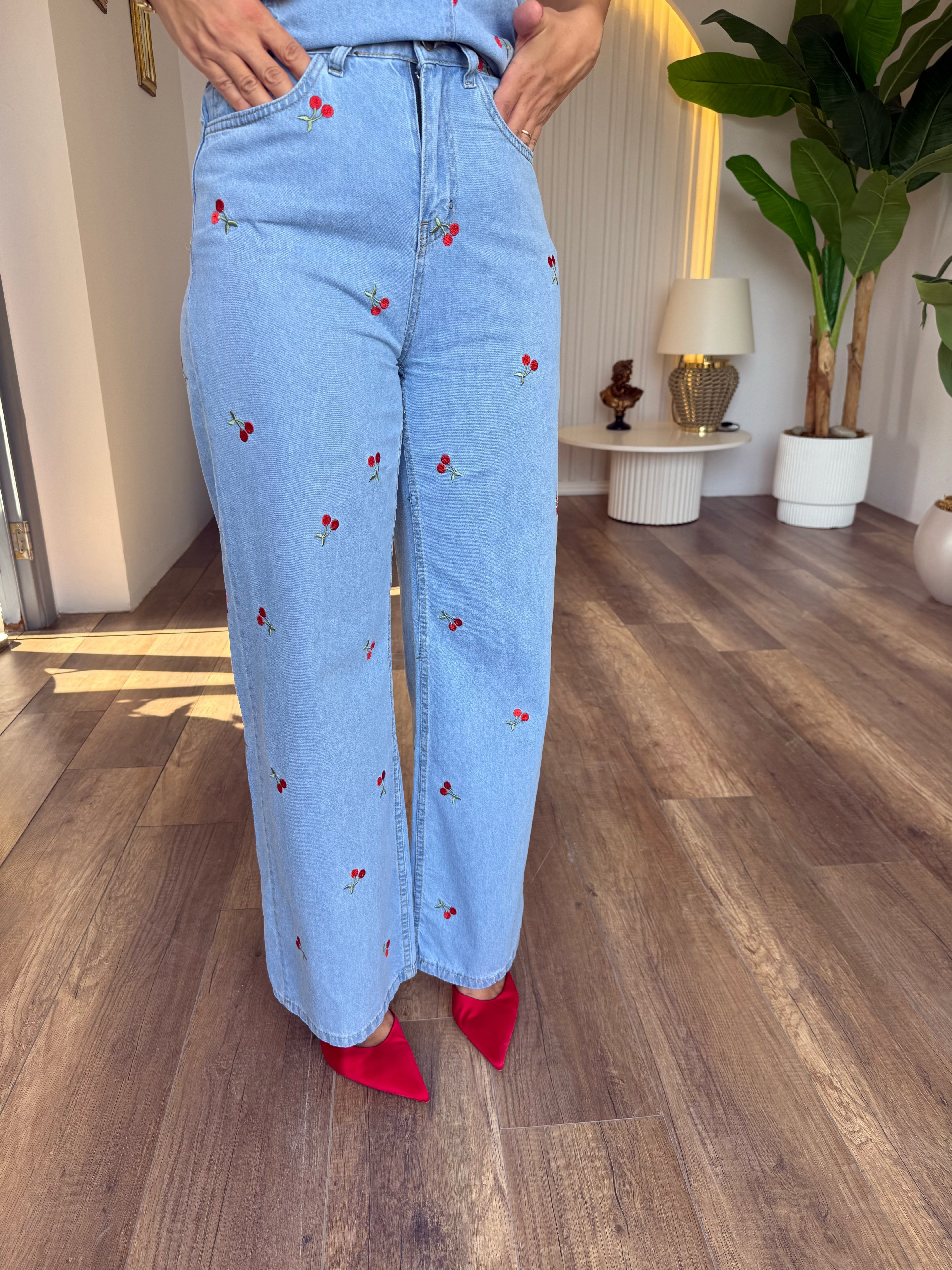 12134 Kalp Nakışlı Bluz Pantolon Takım