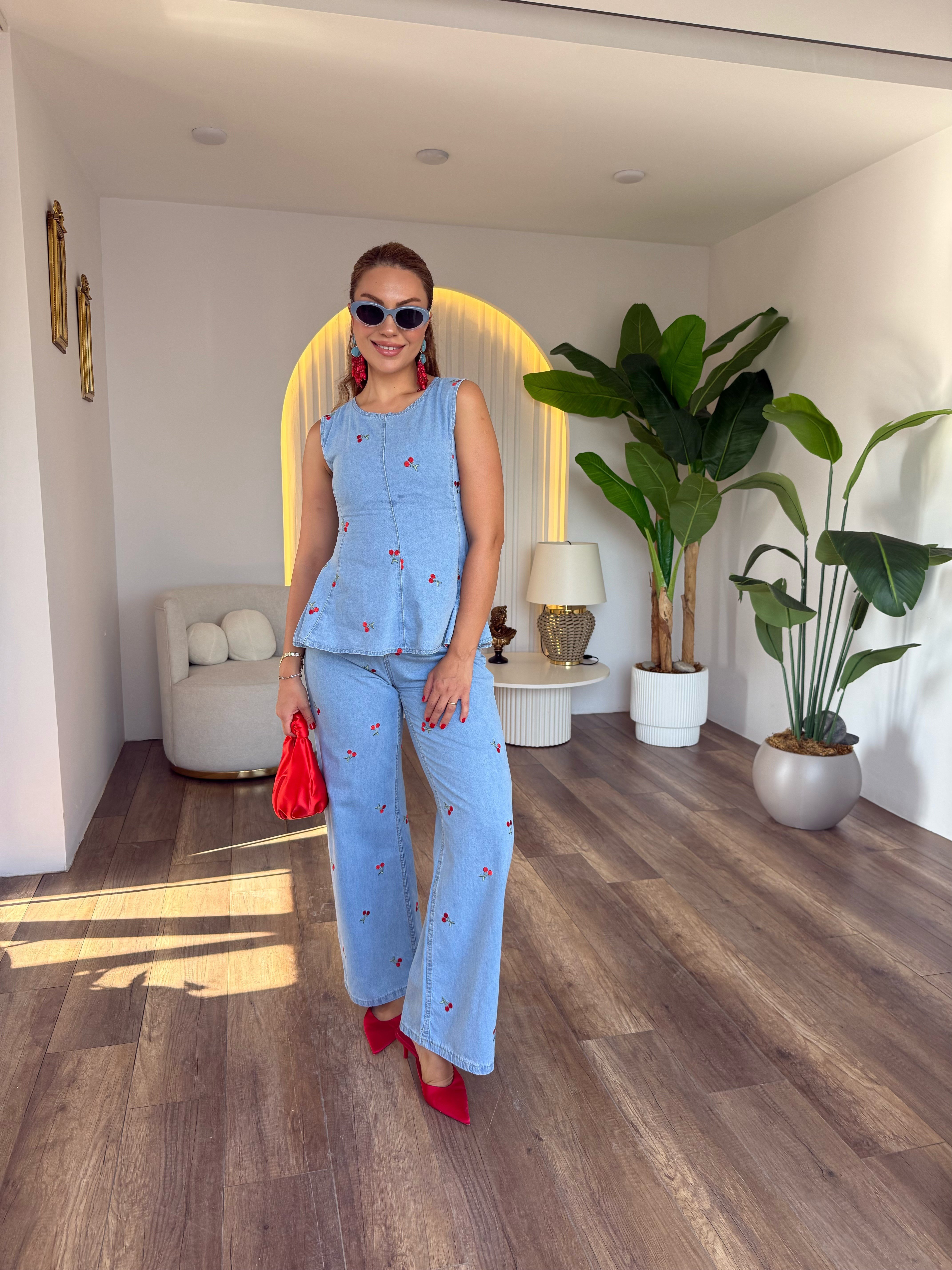 12134 Kalp Nakışlı Bluz Pantolon Takım