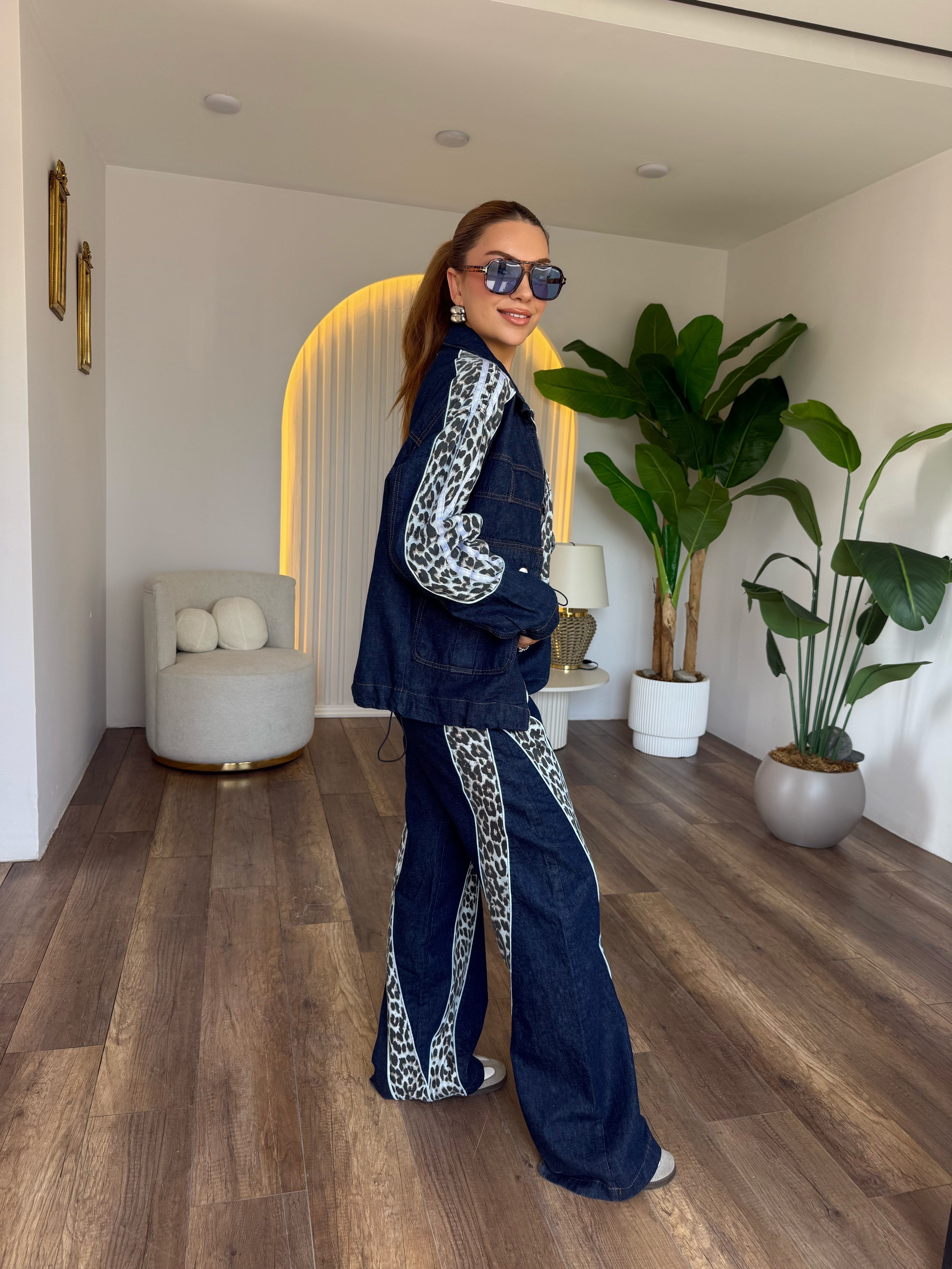 12146 Leopar Detaylı Denim Takım