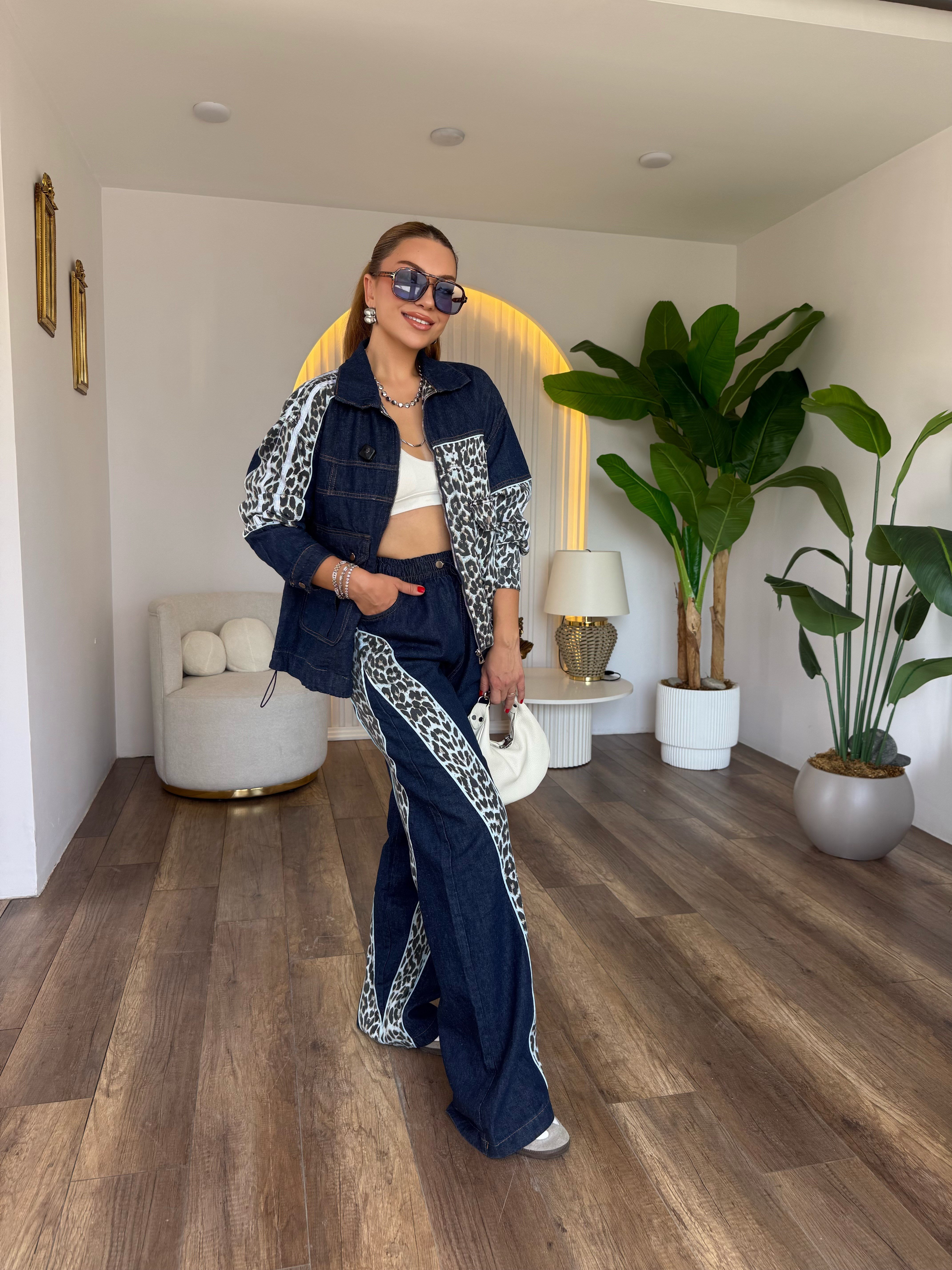 12146 Leopar Detaylı Denim Takım