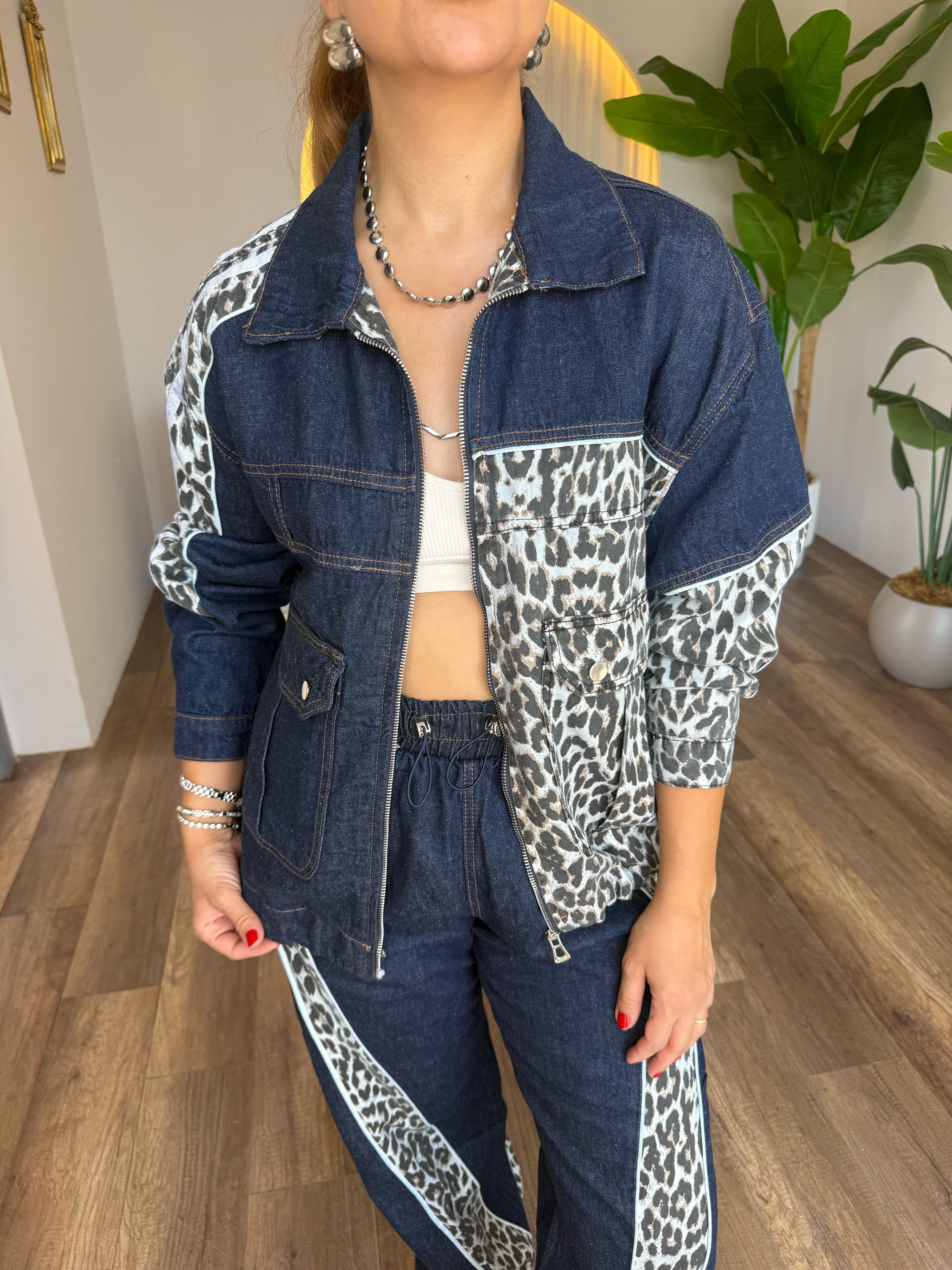 12146 Leopar Detaylı Denim Takım