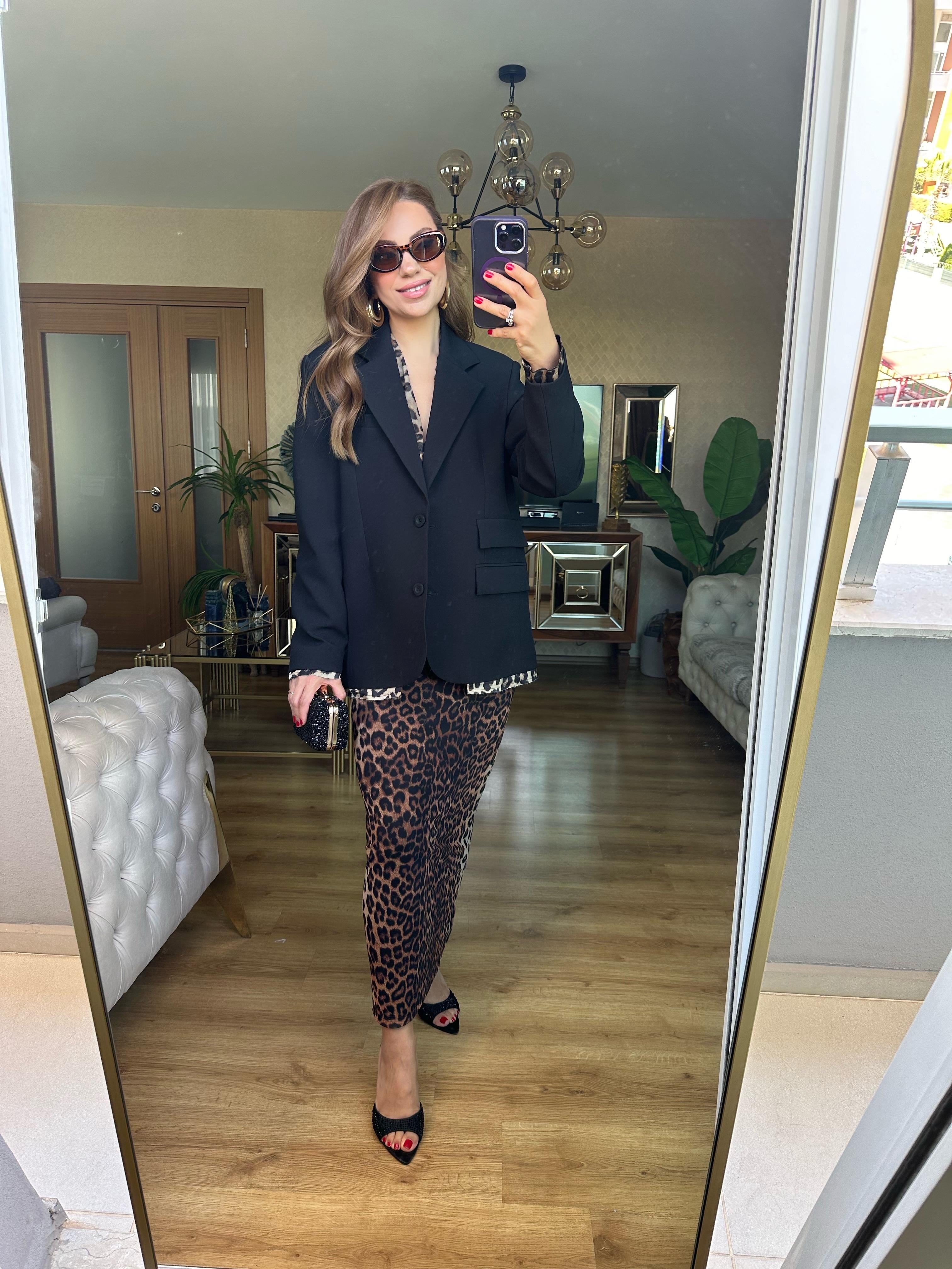 8485 Siyah Leopar Parça Detaylı Blazer Ceket