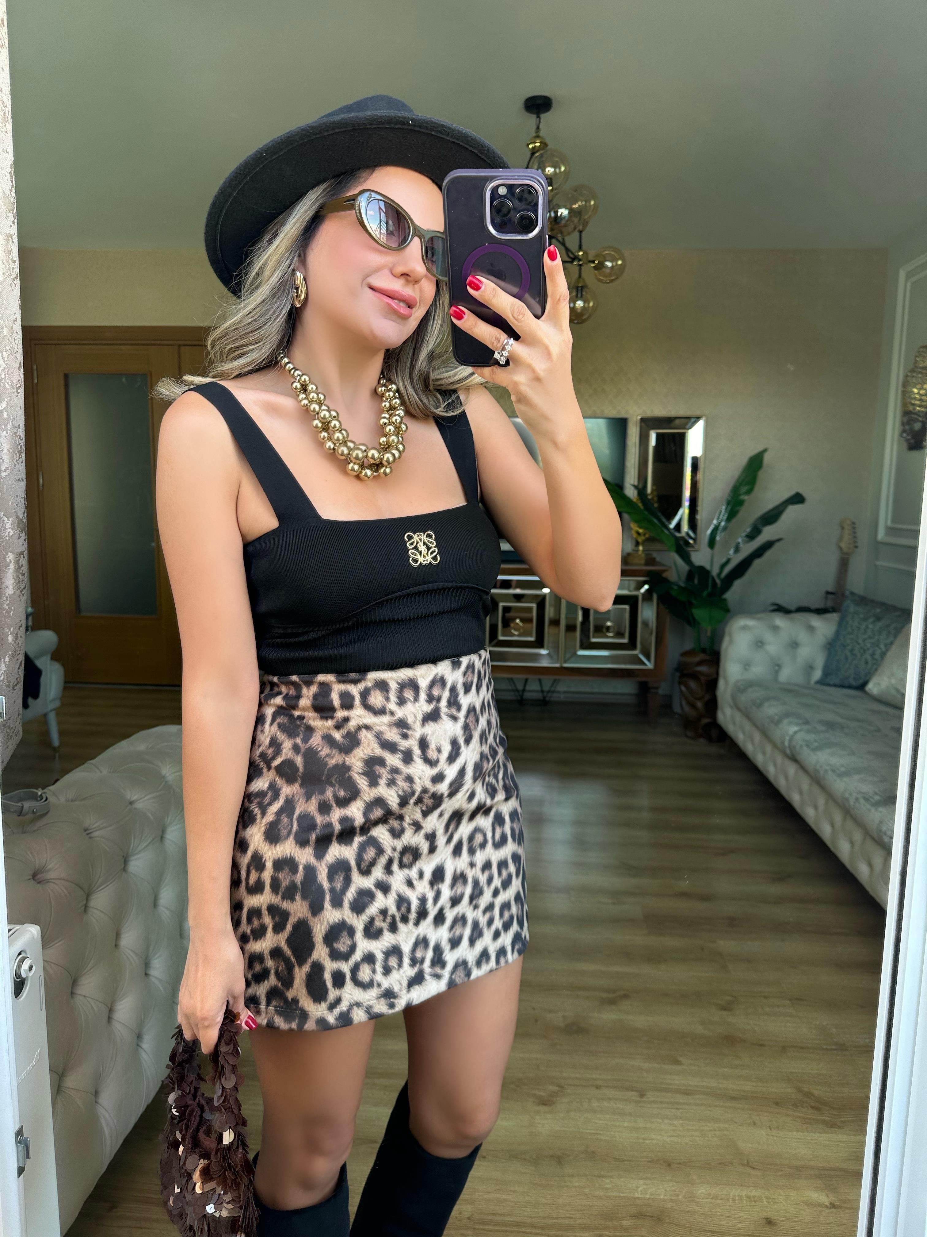 8492 Önü Gold Tokalı Triko Atlet