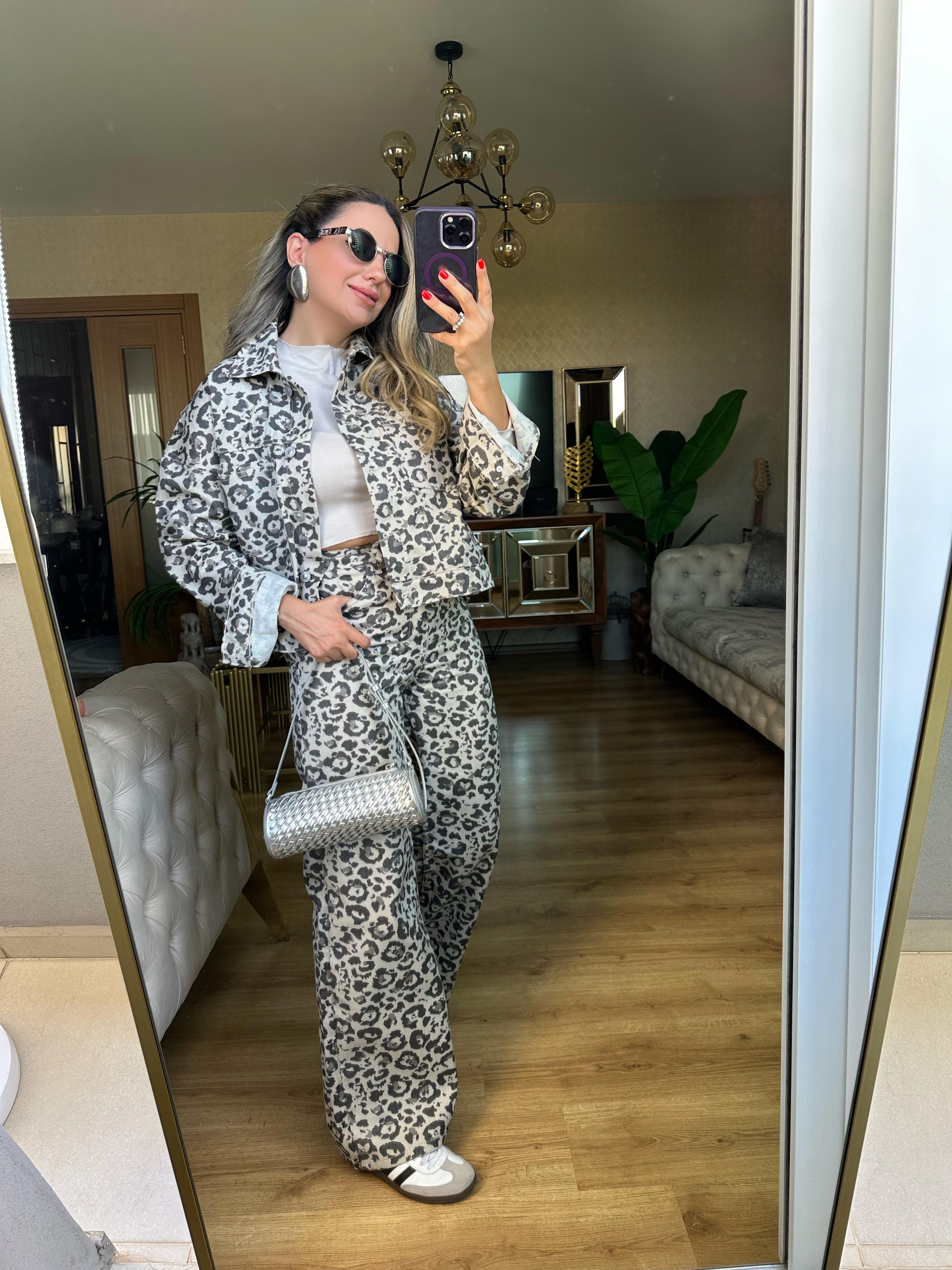 8509 Siyah Beyaz Leopar Ceket Pantolon Takım