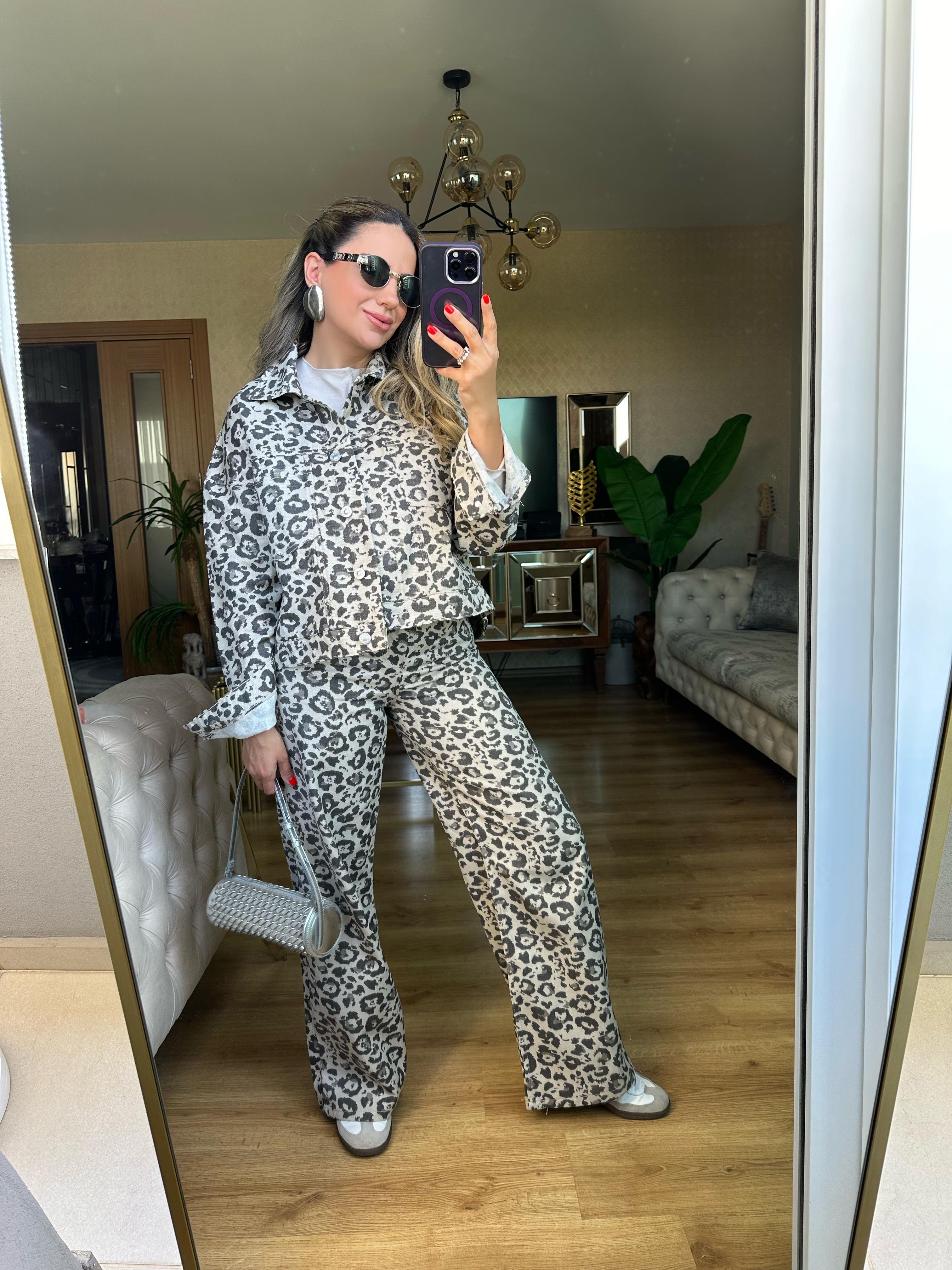 8509 Siyah Beyaz Leopar Ceket Pantolon Takım