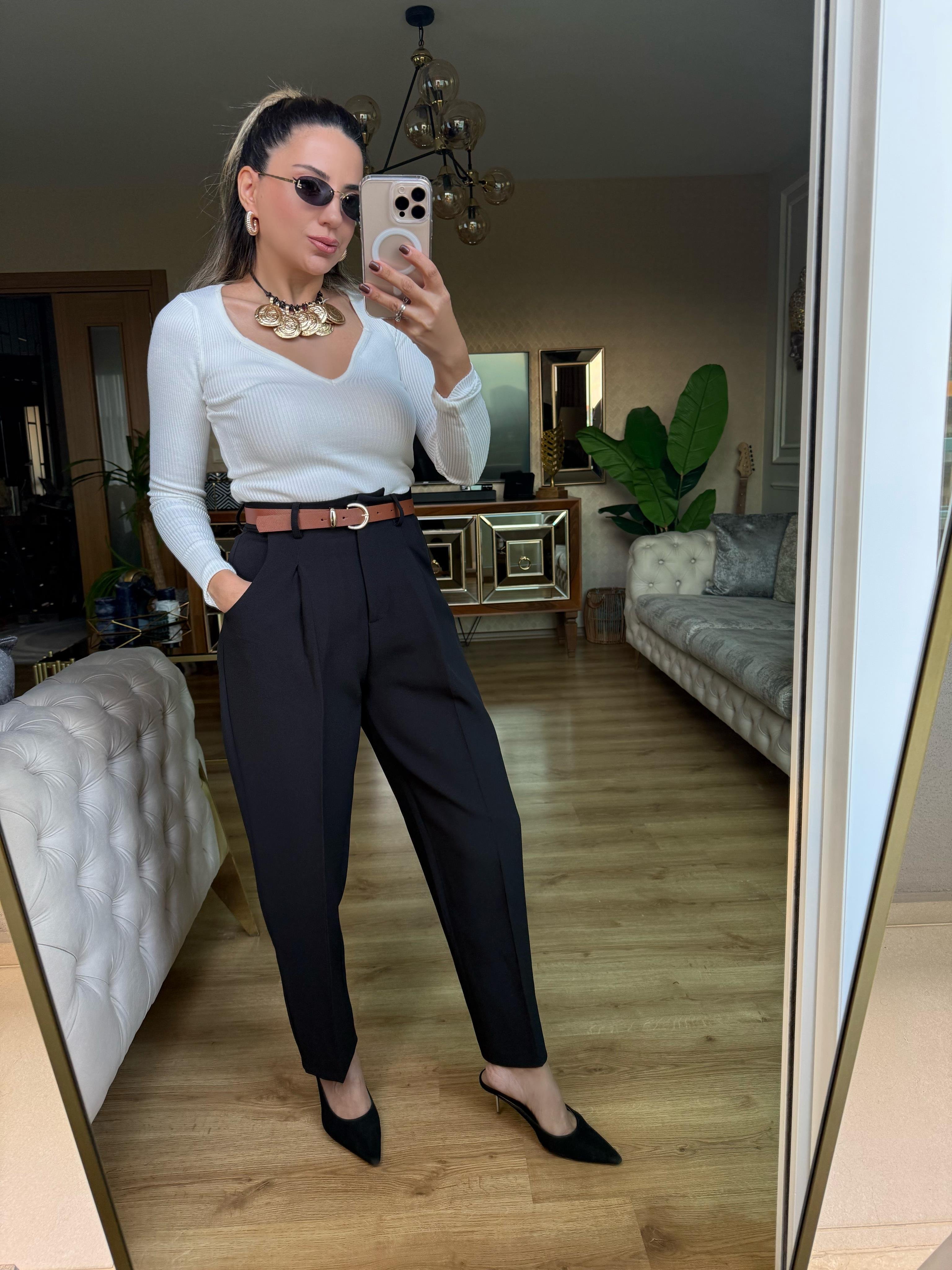 8772 Kemerli Pantolon