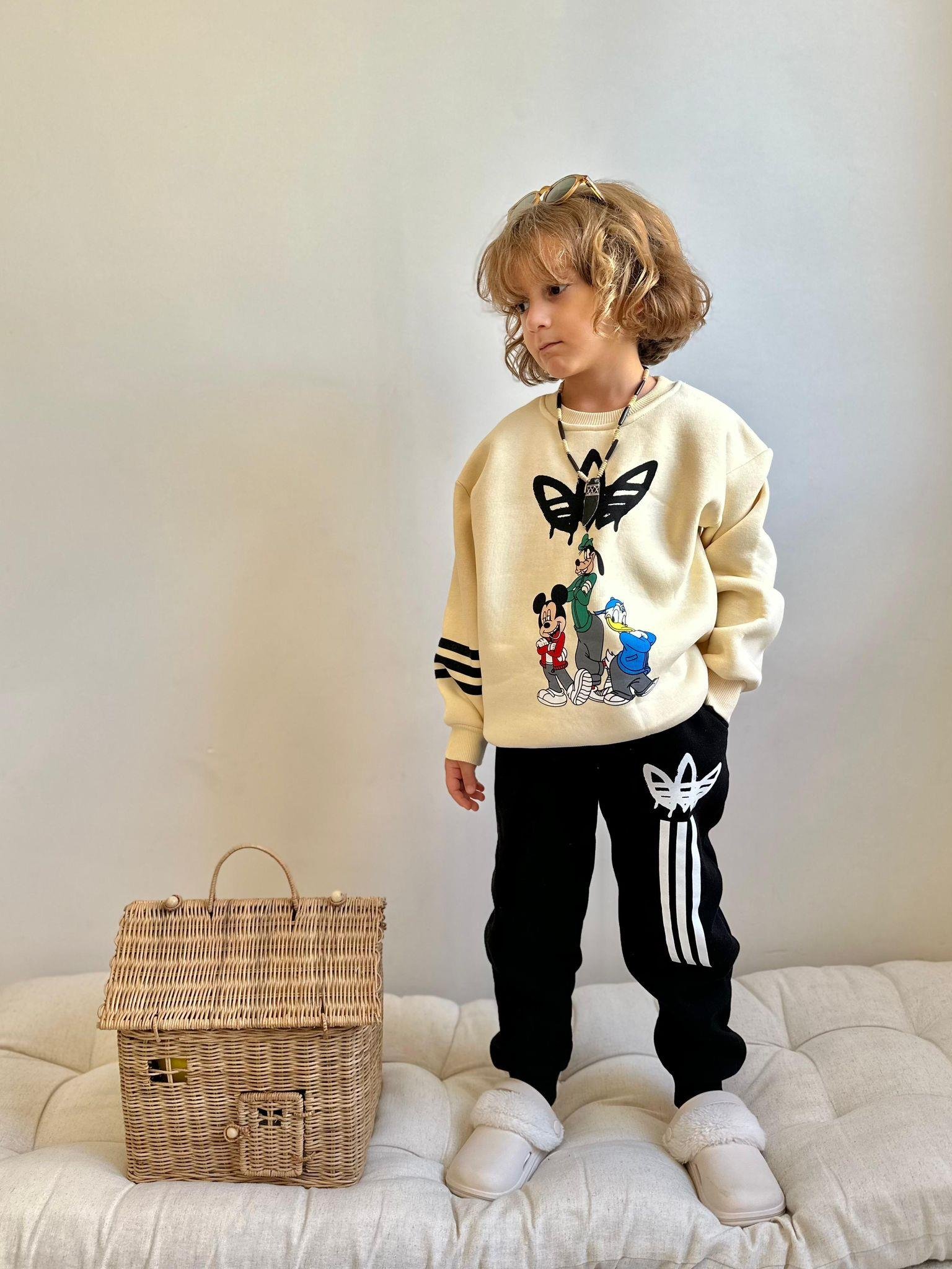 8882 Kids Adi. Karakterli Takım 3-4/9-10 Yaş