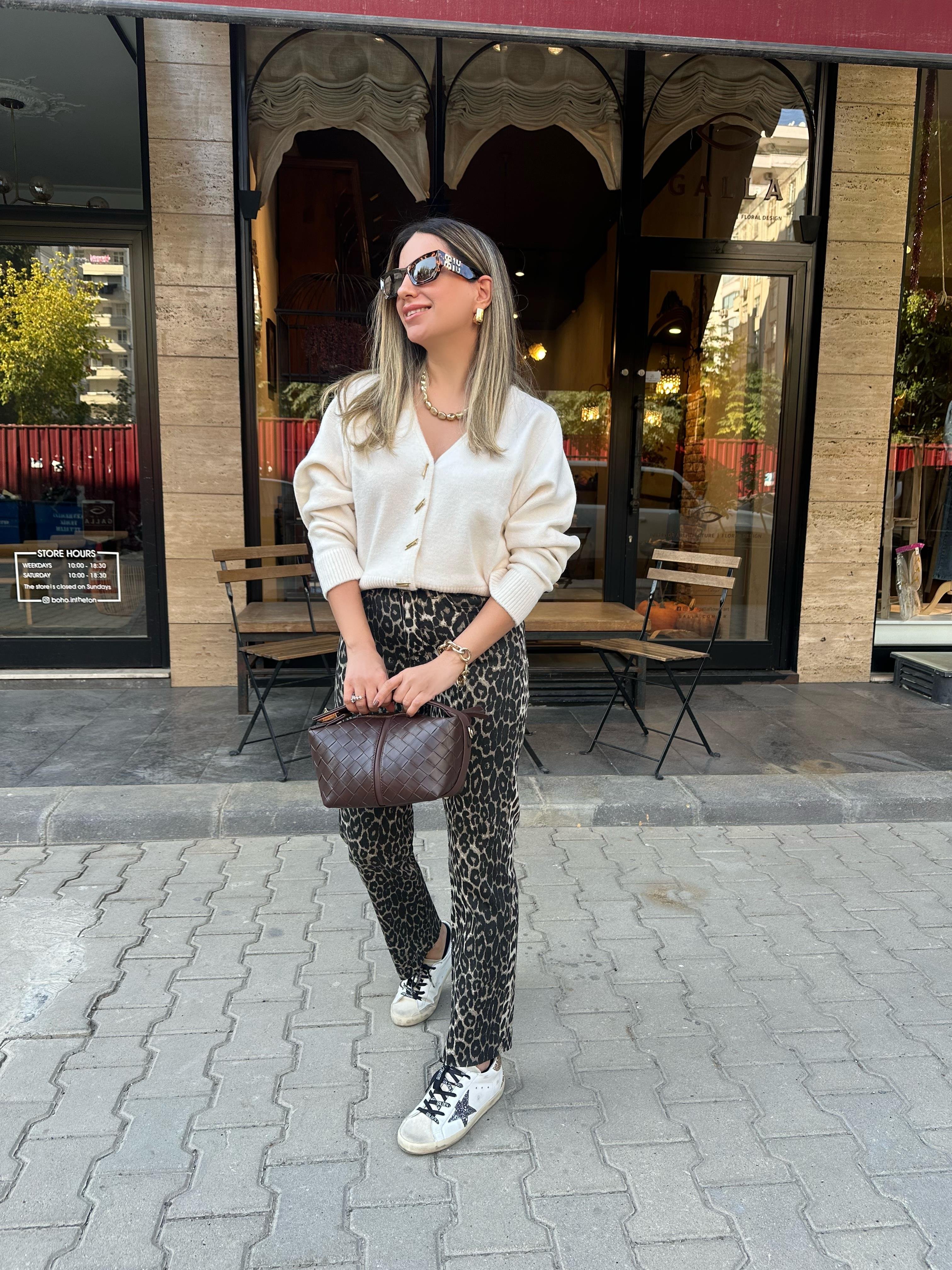 8937 Leopar Paça Kesik Pantolon